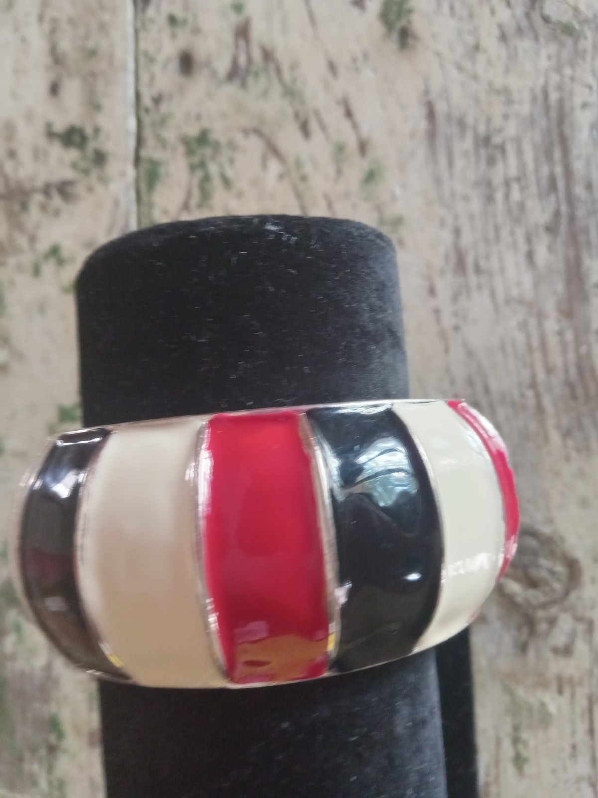 Vintage Red White & Blue Silver Tone Clamper Chunky Bracelet Spring Hinged USA