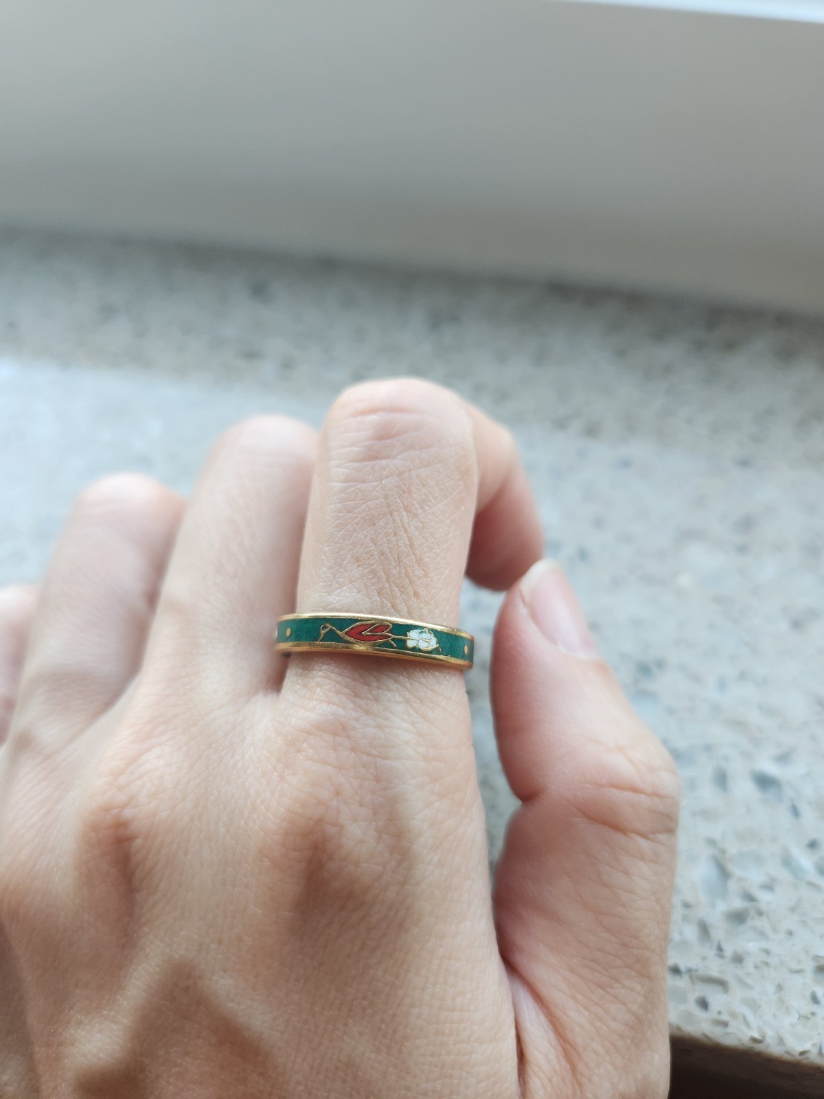 Vintage Cloisonne Enamel Ring Green size 7.5