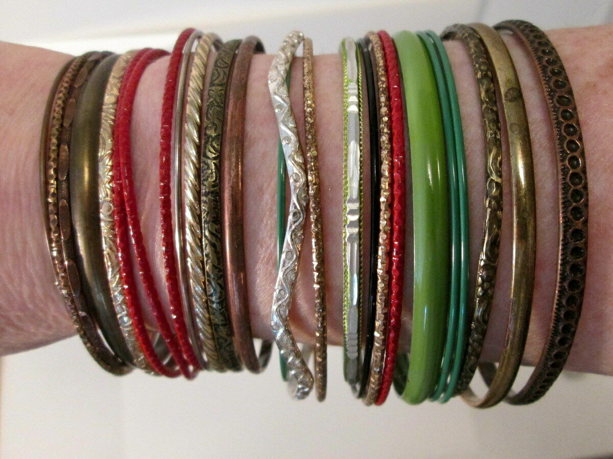 Lot of Vintage Metal Bangle Bracelets Enamel and No Enamel Untested