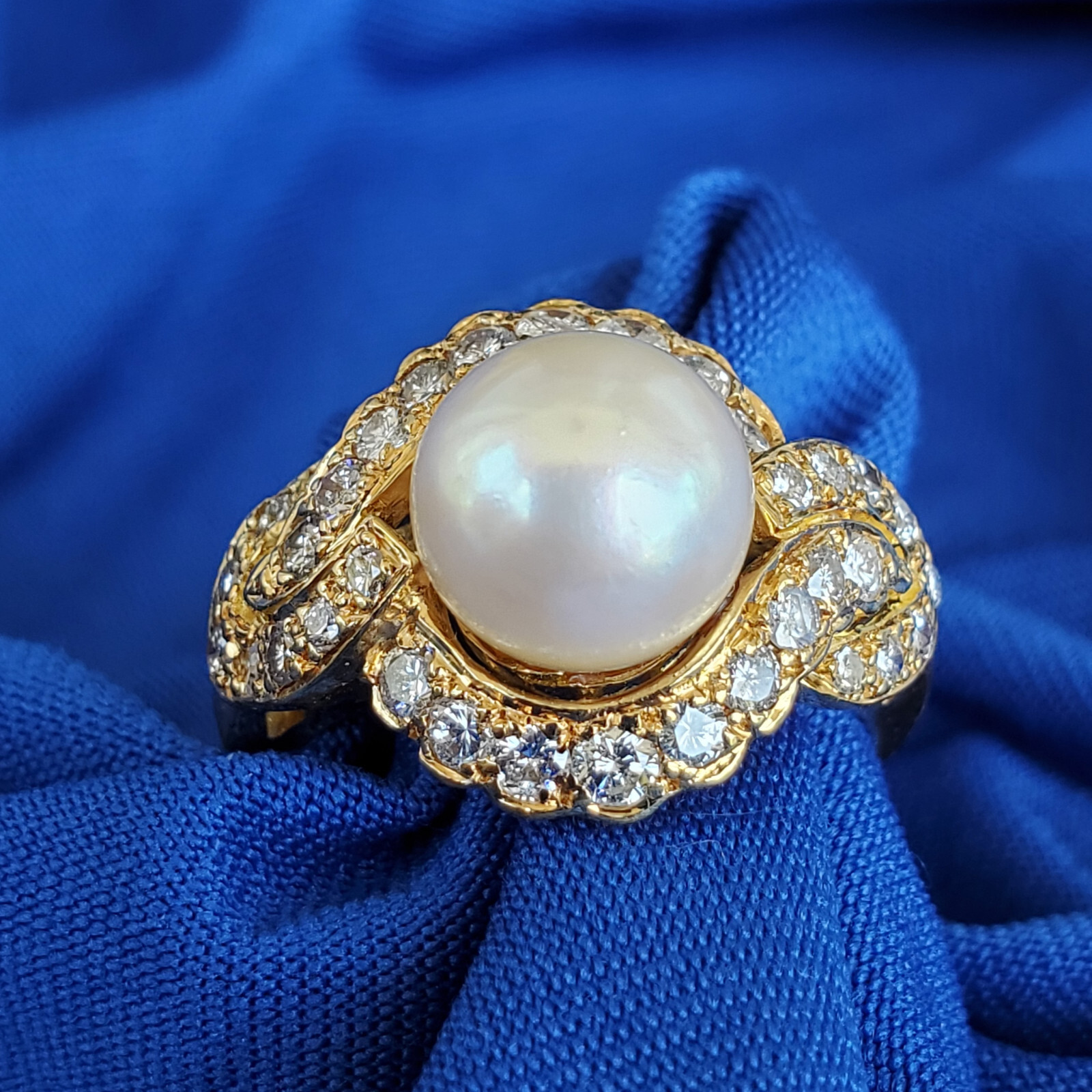 Original EARTH MINED DIAMOND Pearl Deco Engagement Ring Statement SOLID 18K GOLD