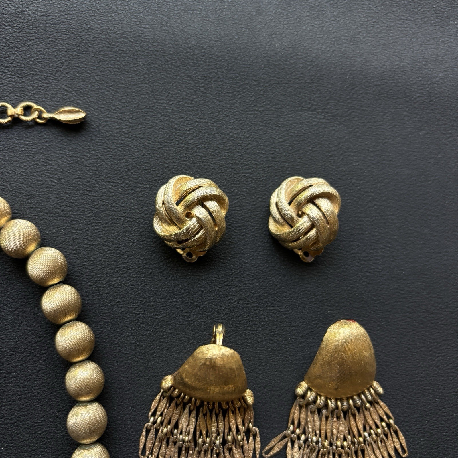 Lot 5 Vintage Monet Lisner Napier Gold Tone Jewelry Lot Necklace Clip Earrings