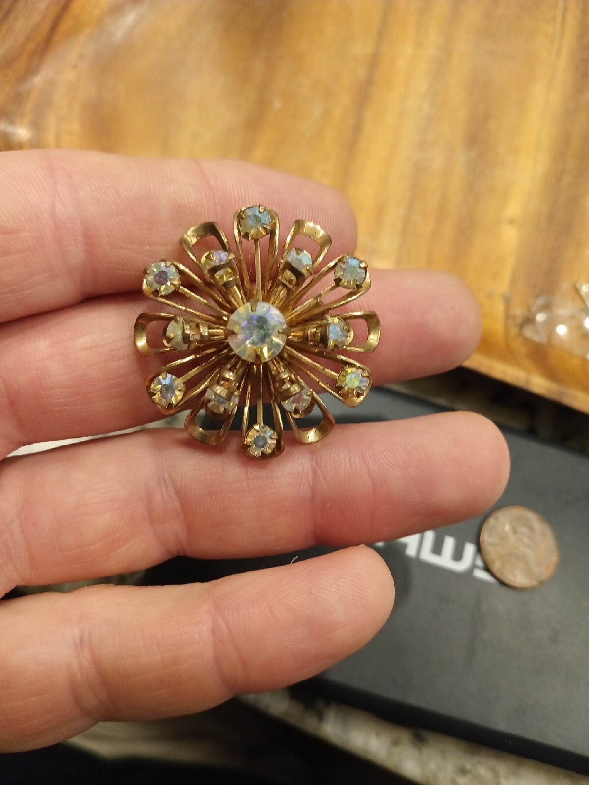 Vintage Opalescent Iridescent Rhinestones Gold Toned Brooch