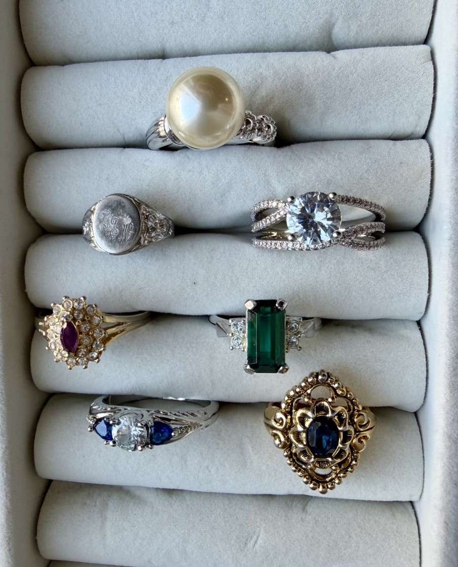 Vintage-Estate Mixed Lot of 7 Fashion Costume Rings