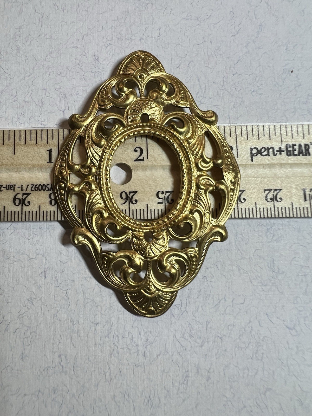 VINTAGE FILIGREE BRASS STAMPING FRAME FOR CABOCHON/JEWELRY/BROOCH FAMOUS MAKER