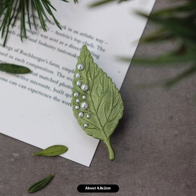 Green Plant Pearls Leaf Brooch Stick Pin Flower Vintage Style New Fashion
