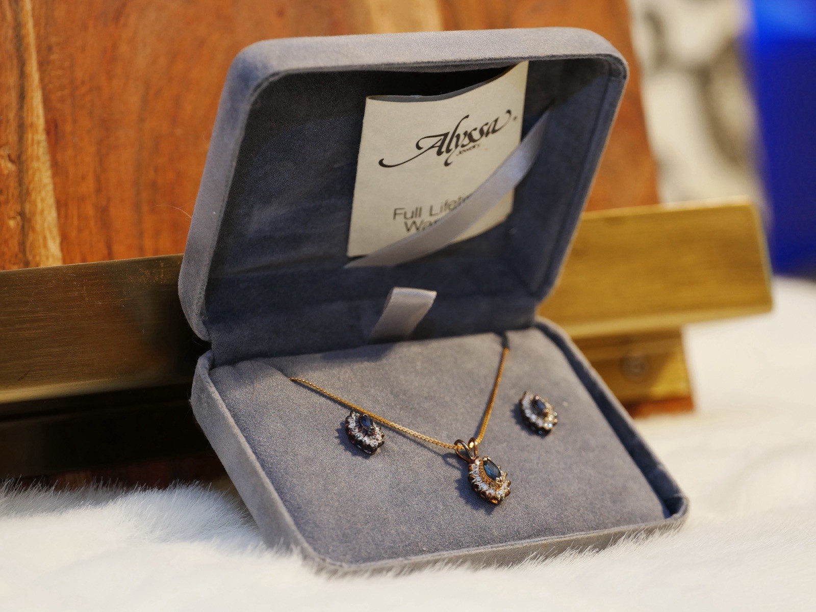 Vintage “Alyssa” Jewelry Set – Pendant Necklace & Post Earrings Sterling Silver