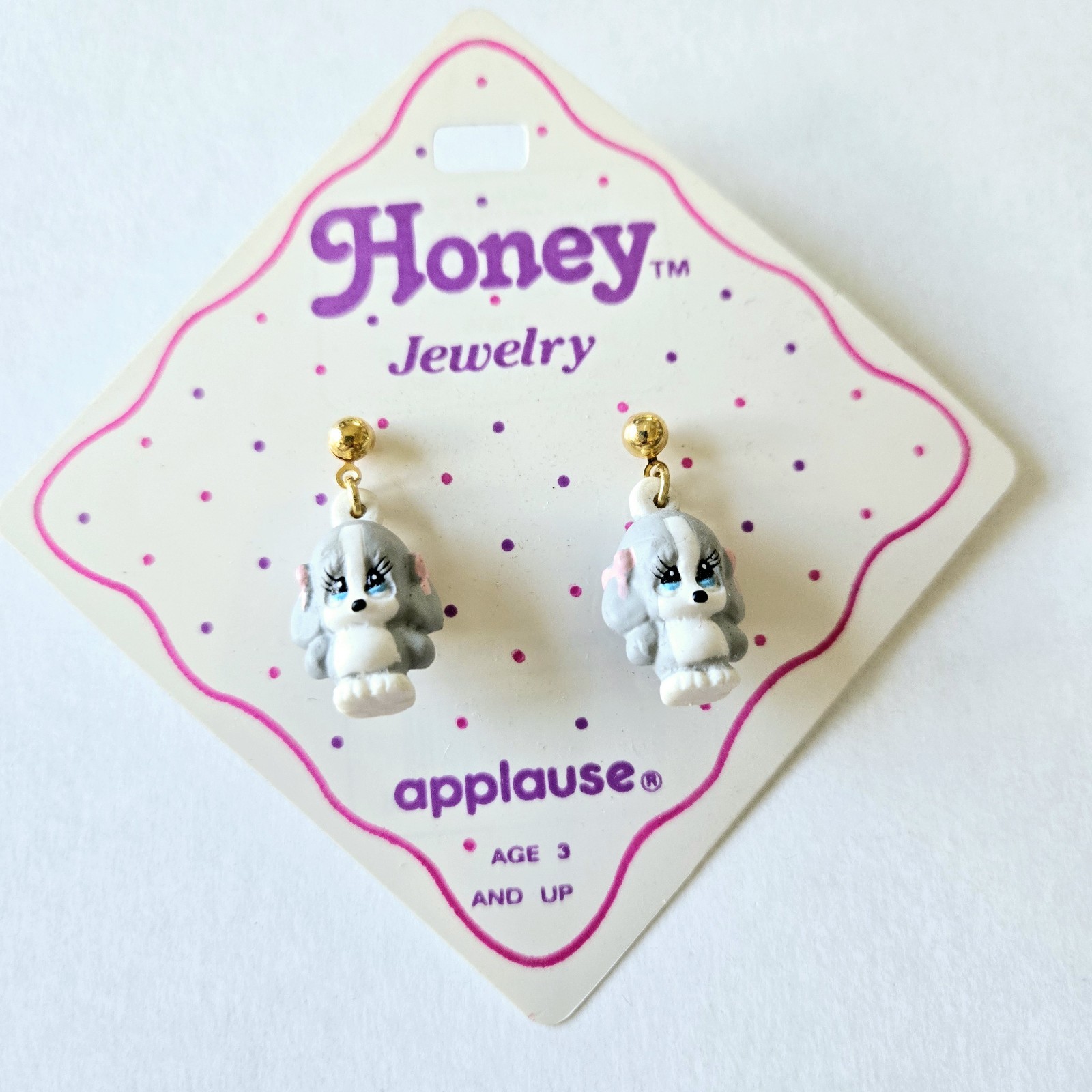 Applause Sad Sam’s Honey Gold Tone Post Earrings 1991 1990s NOS Giordano