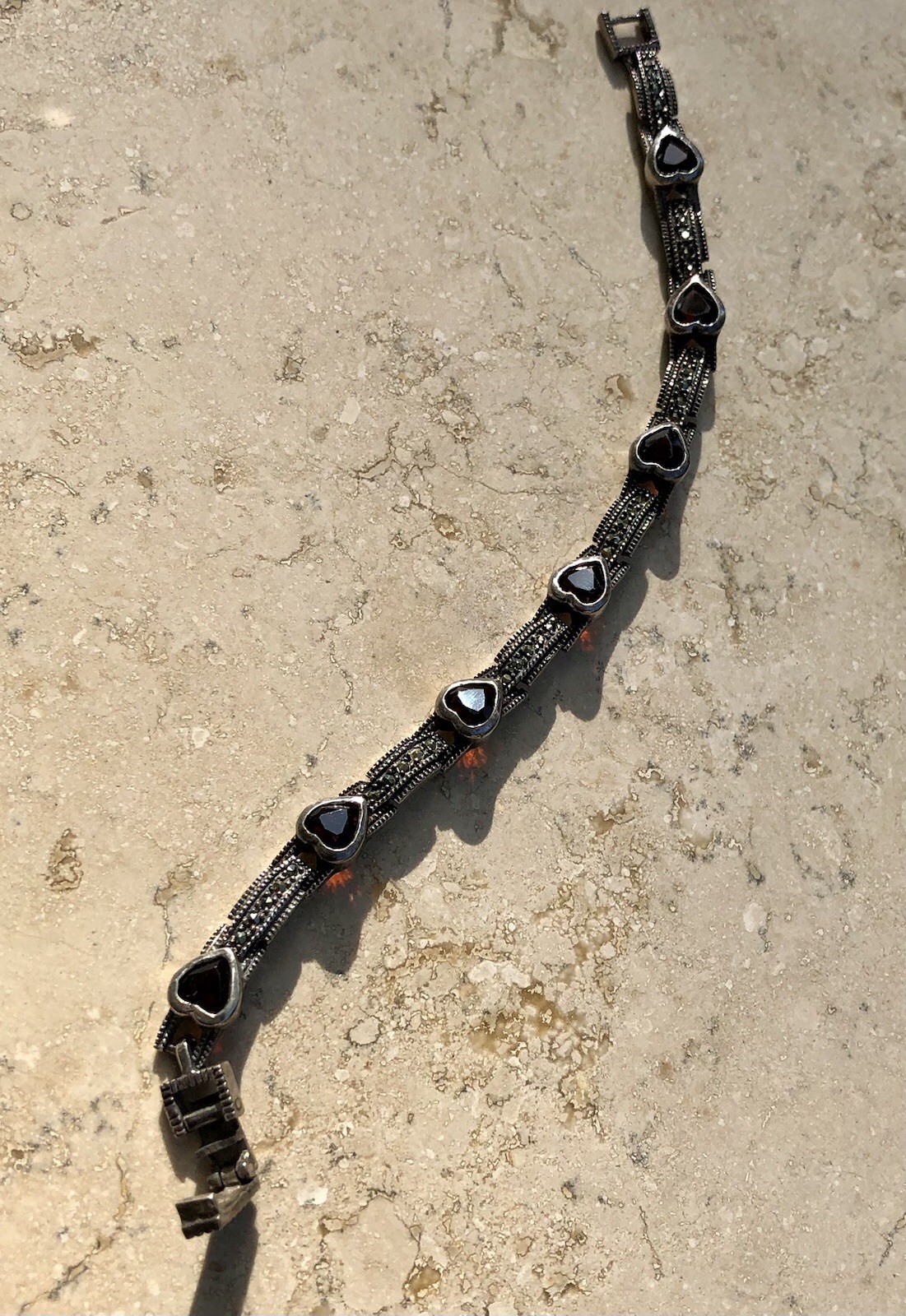 ❤️✨Genuine VINTAGE STERLING SILVER MARCASITE GARNET HEART ESTATE Tennis Bracelet