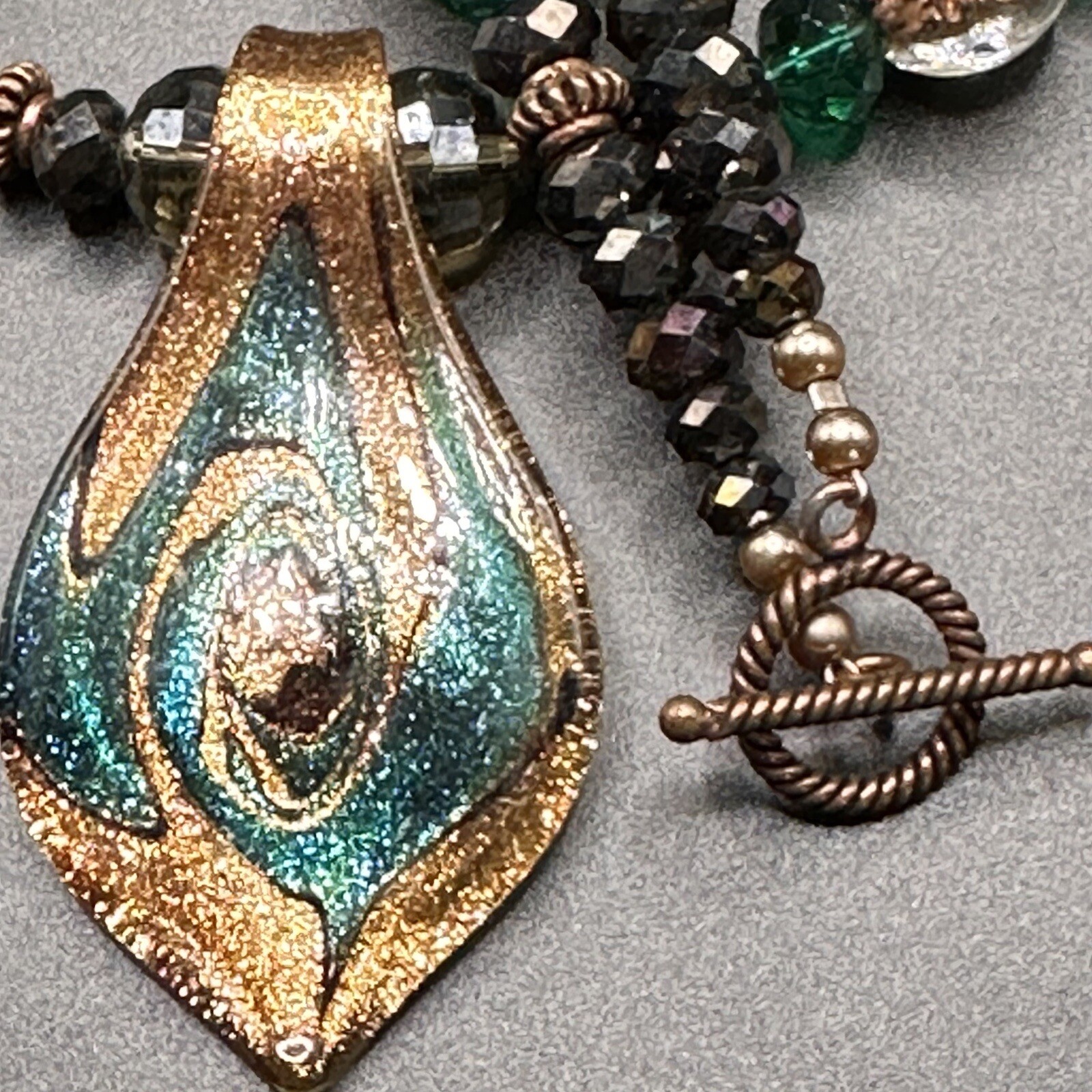 Stunning Necklace Glass Pendant Necklace & Earrings Art Foil Green Copper