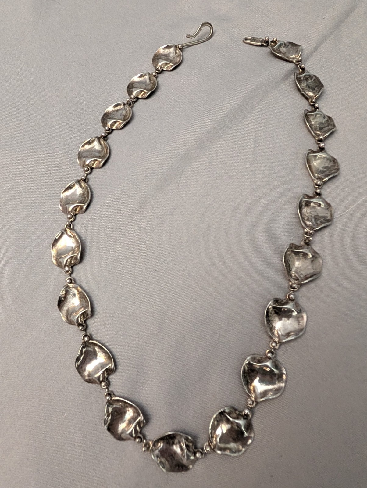 Vintage Anne Dick Sterling Silver 925 Disc Necklace w Hook Clasp – 18″