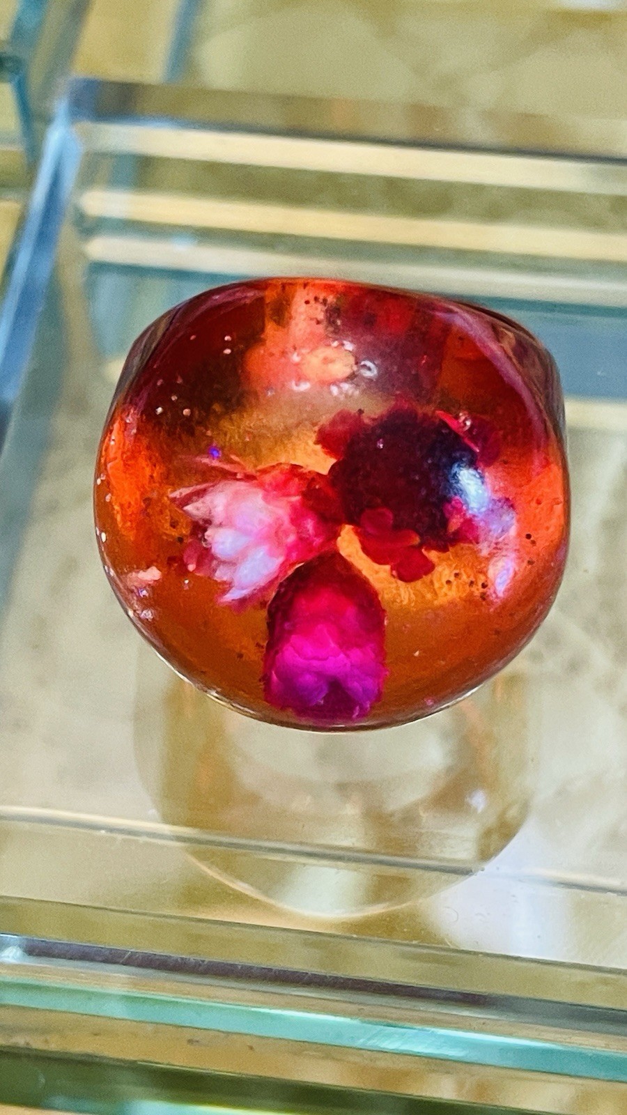 Lucite Resin Ring Encased Flowers Size 8 Pink Orange Translucent Groovy