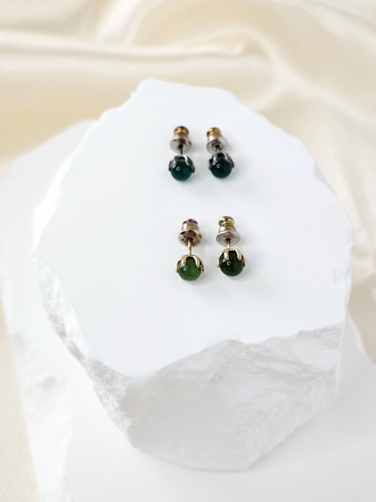 2 Pairs Green Jade Stud Earrings – 1 Silver Tone & 1 Gold Tone – Vintage