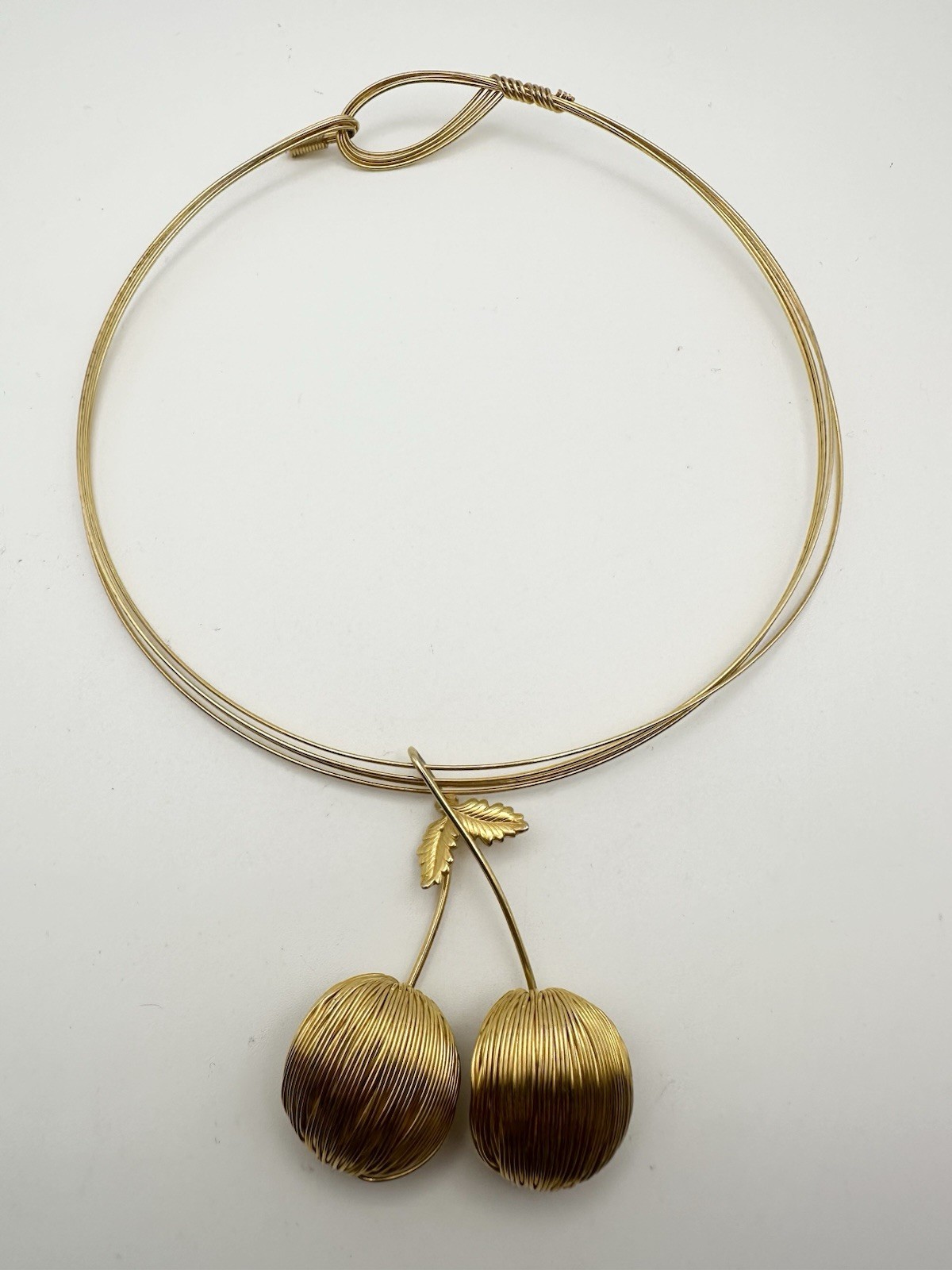 Vintage Omega Wire Cherry Pendant Collar Necklace 16” Gold Tone