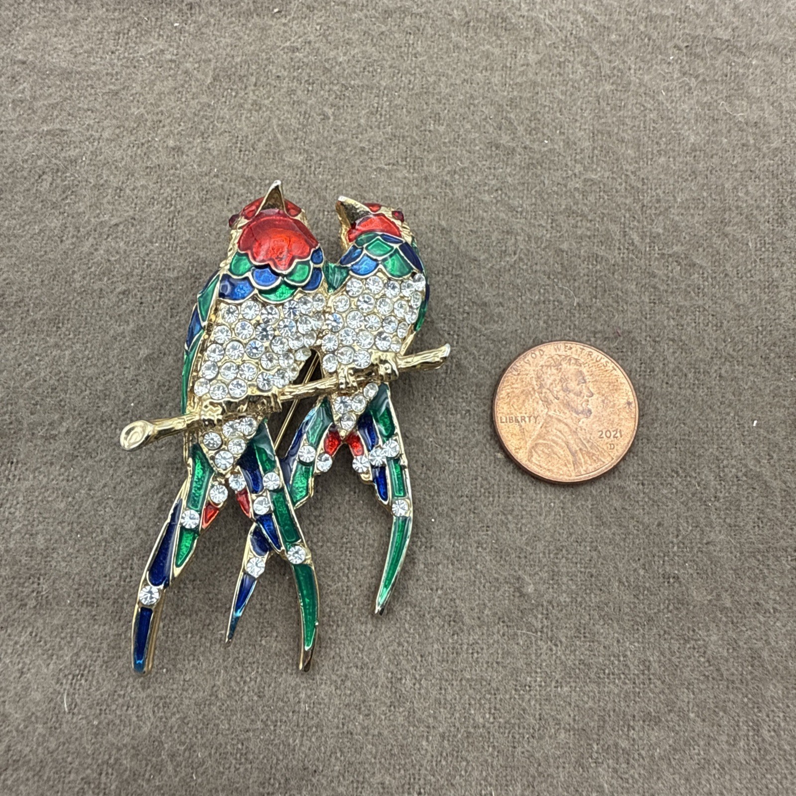 Vintage Enamel And Rhinestone Love Birds On A Branch Pin Brooch Gold Tone