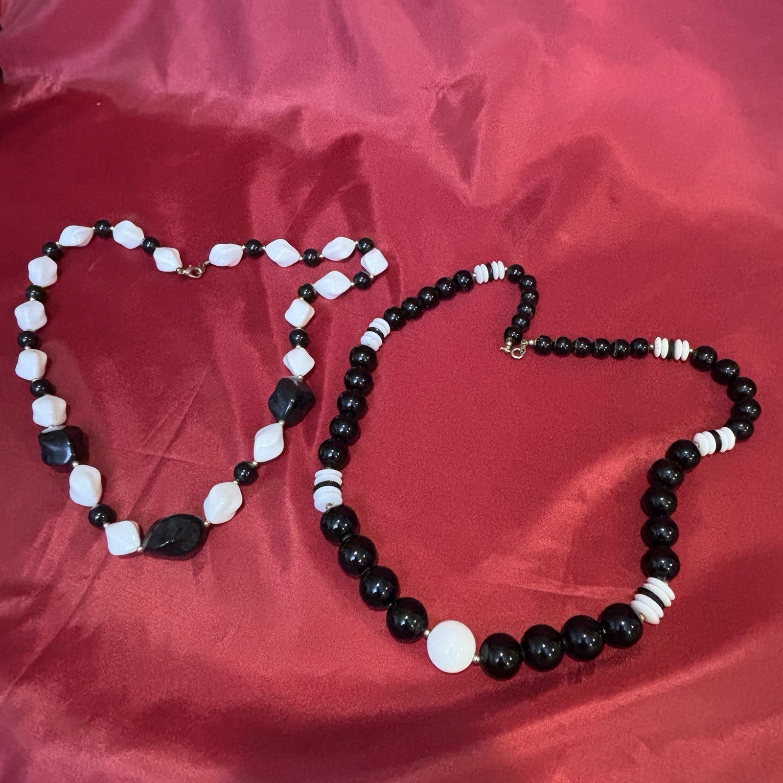 Vintage Black And White Acrylic Resin Bead Necklace Lot Of Two
