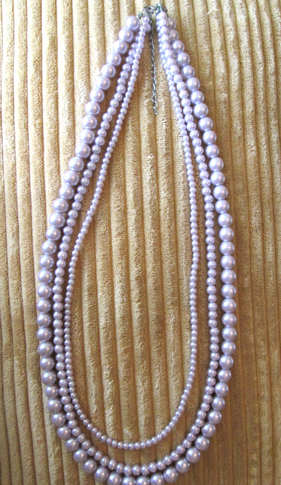 Vintage Lilac Purple Glass Faux Pearl Triple Strand Beaded 26 – 28″ Necklace