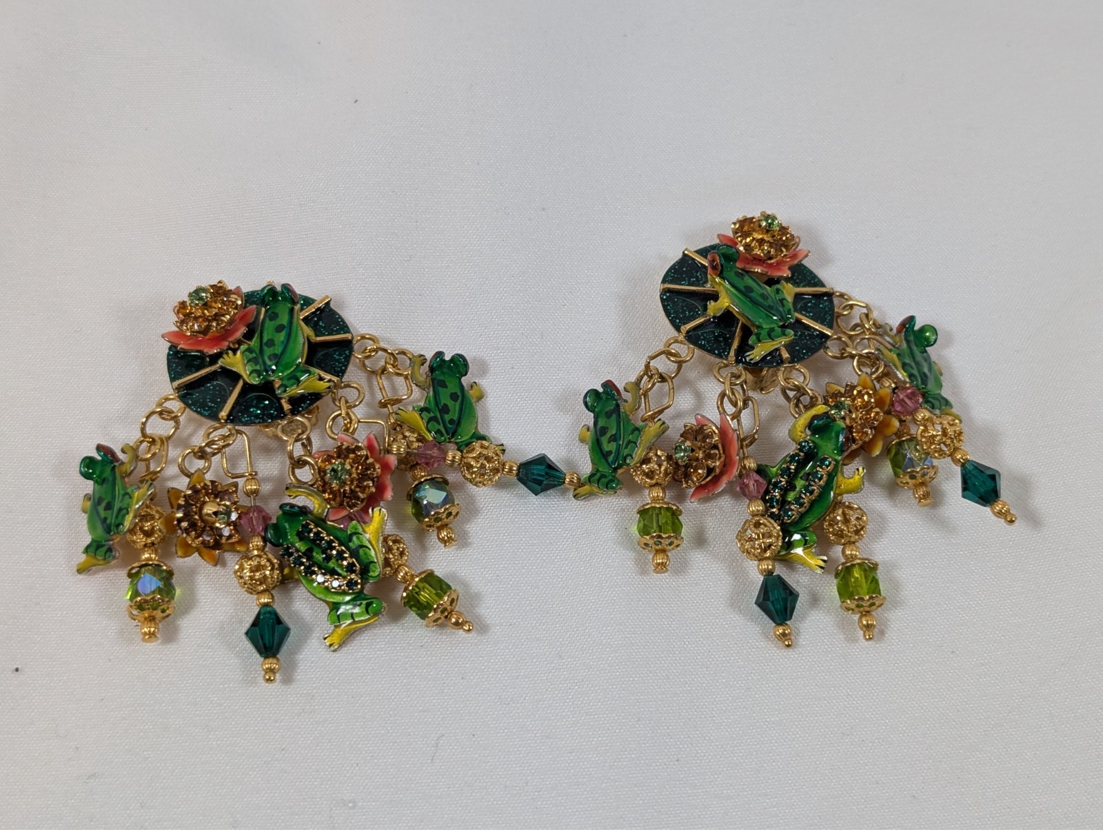 Lunch at the Ritz Frog Lily Pad Dangle Clip Earrings 3″