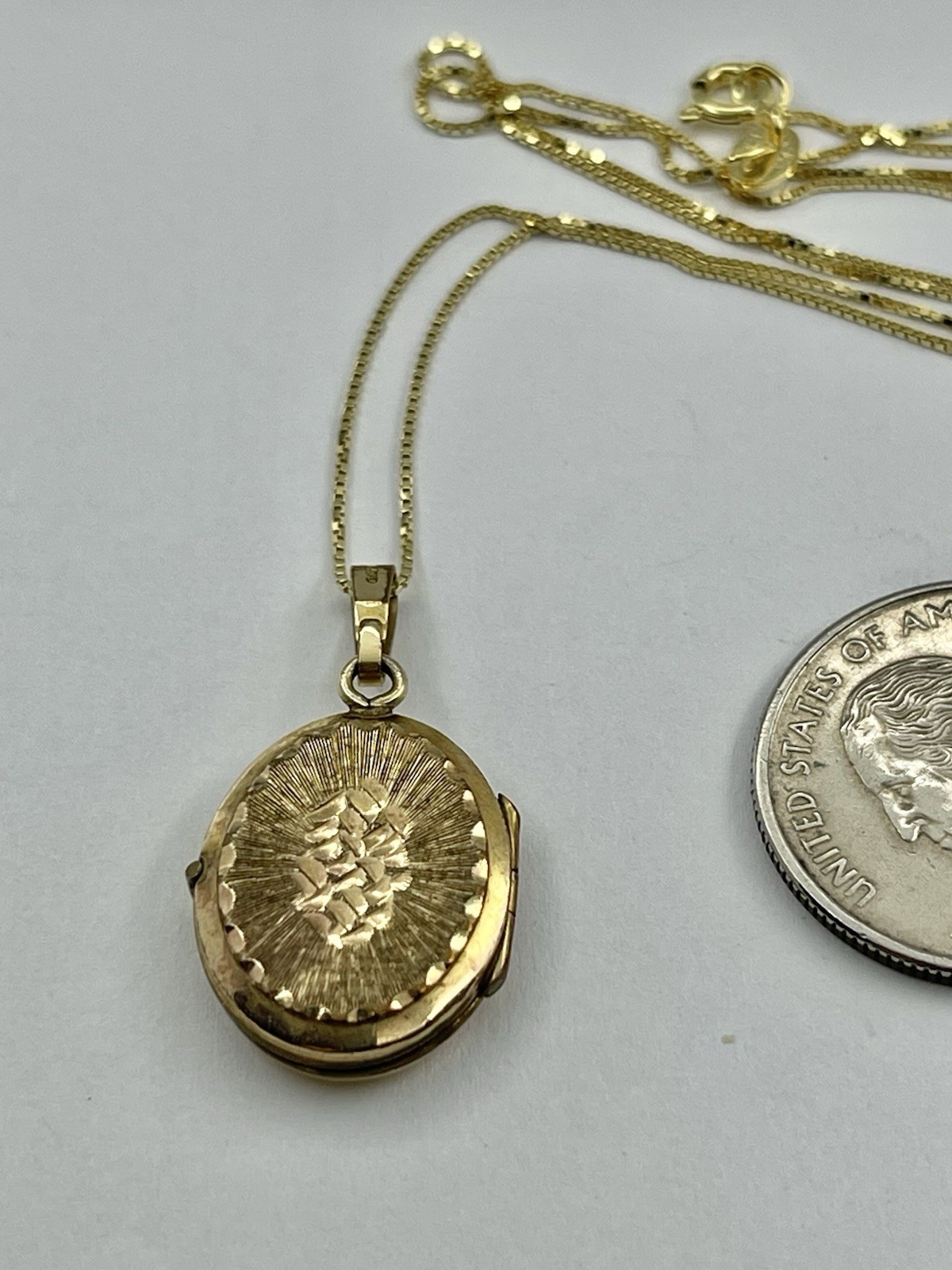 Vintage Rolled Gold Diamond Cut Design Double Oval Locket by Andreas Daub 18”