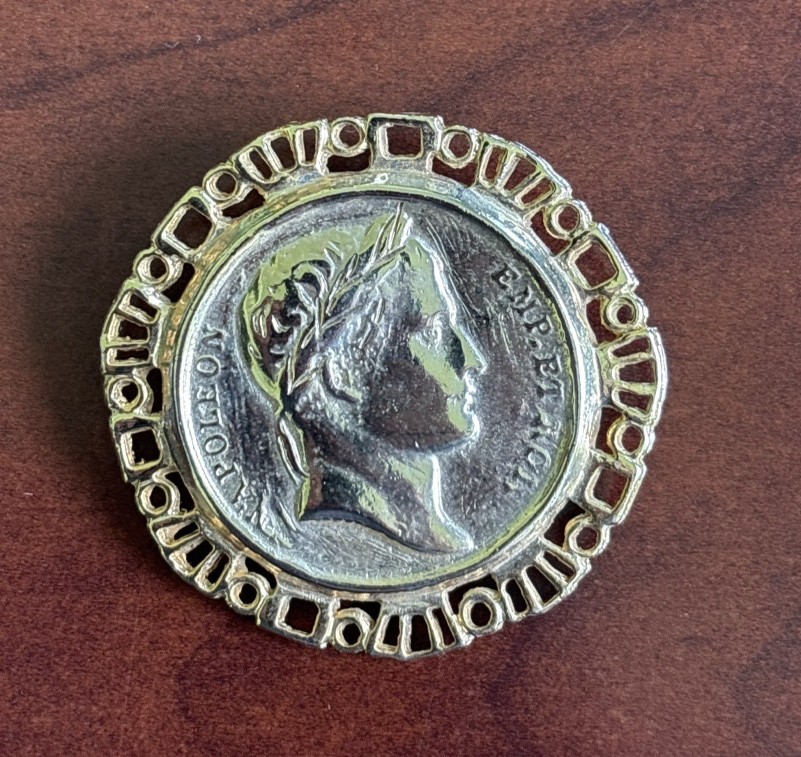 Vintage Napoleon Emperor of France Portrait Brooch Pin 2″ Gold Tone