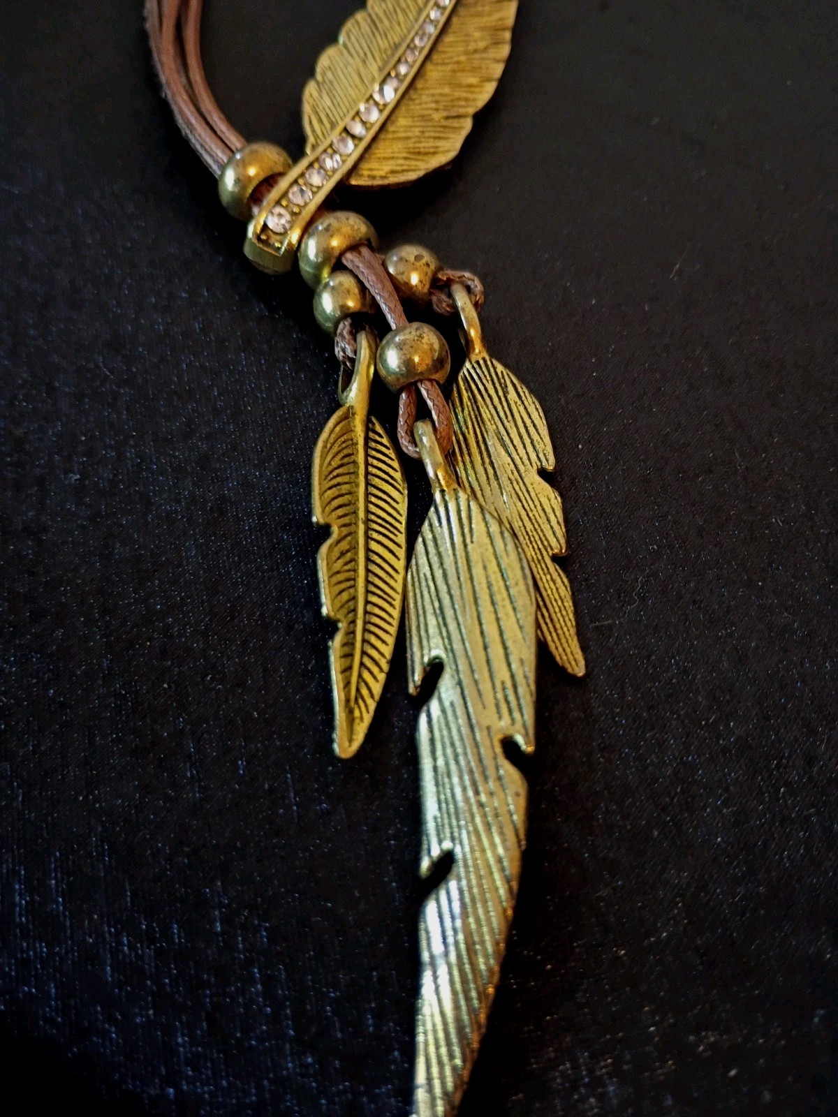 Vintage Boho Rhinestone Feather necklace w/Layered Brown Rope-25 in long