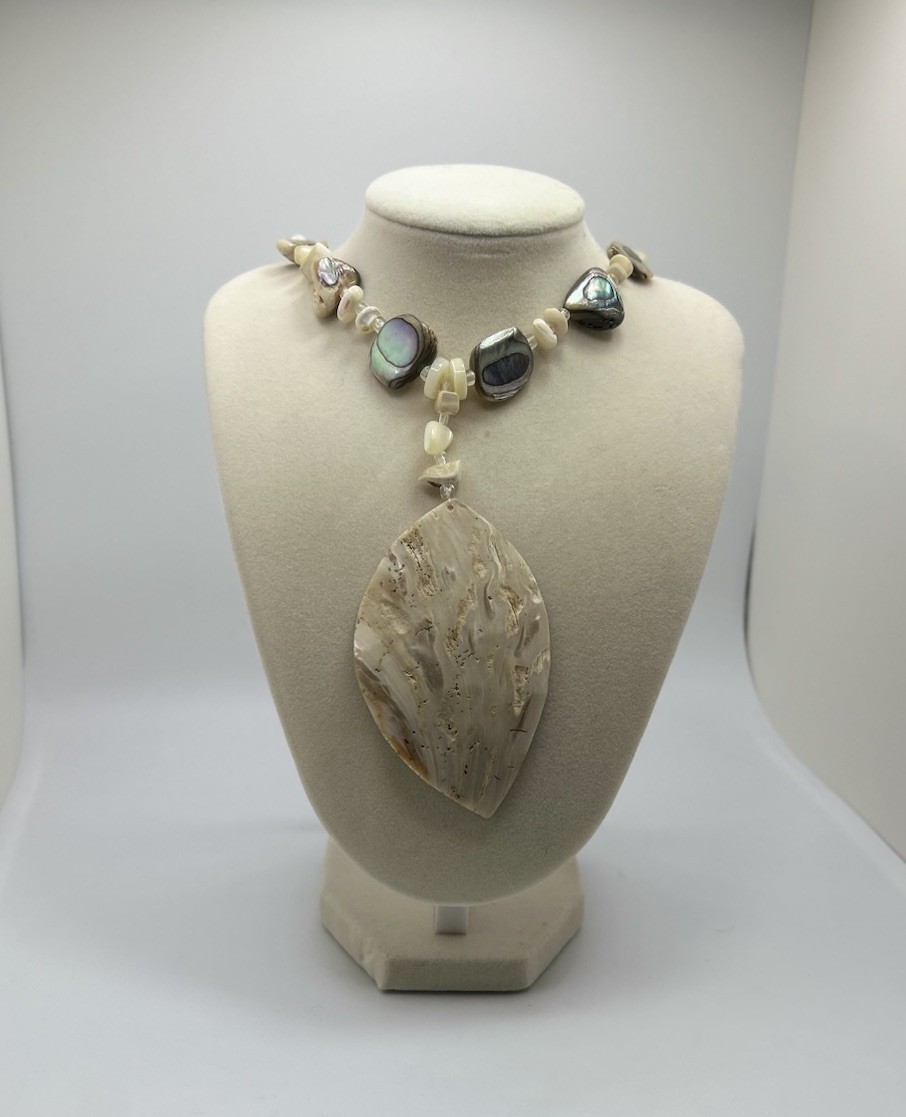 Vintage Shell Like Beaded Necklace 21in Costume Jewelry Beach Style Summer