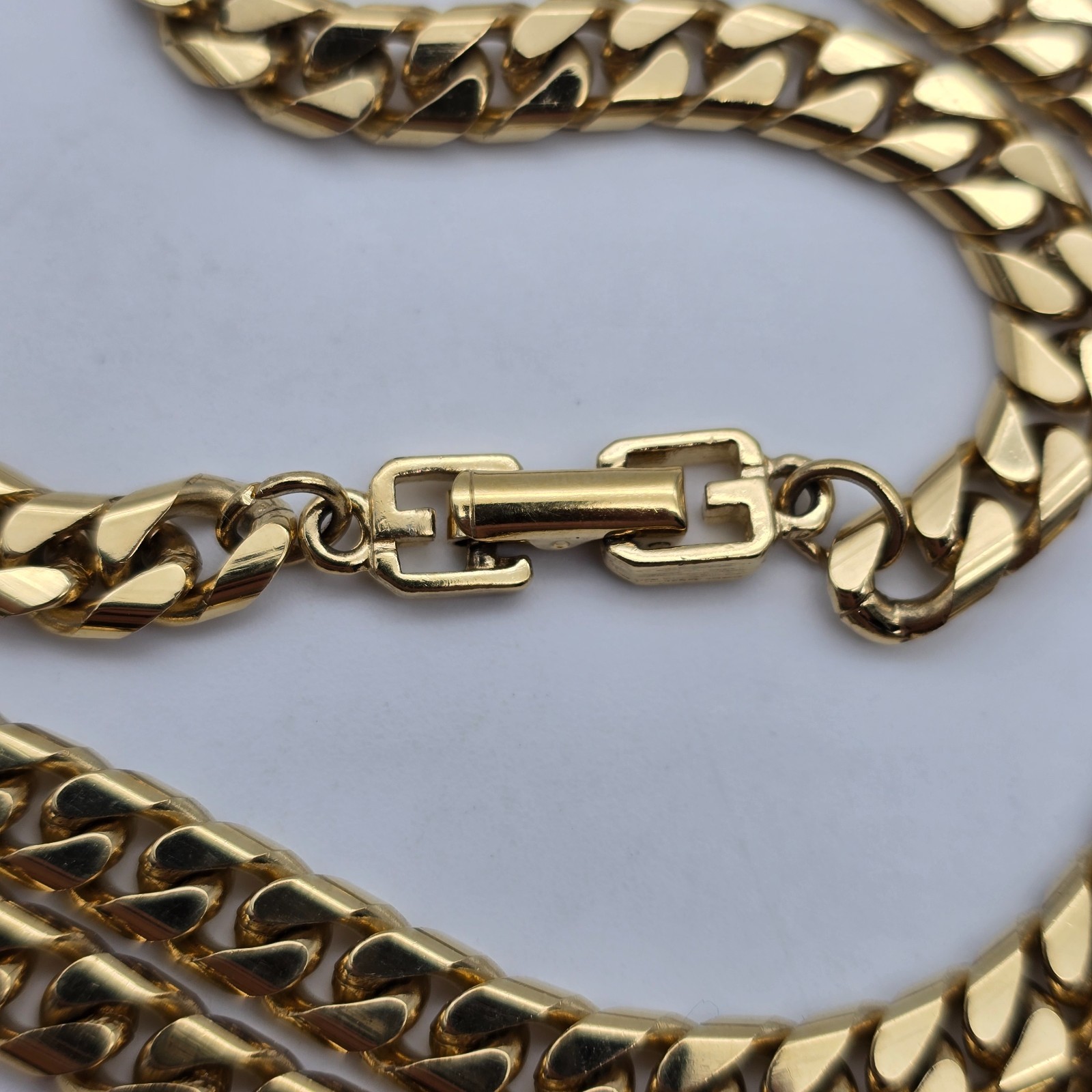 Givenchy 6.4 mm Cuban Curb Chain Link Gold Tone Necklace 24″