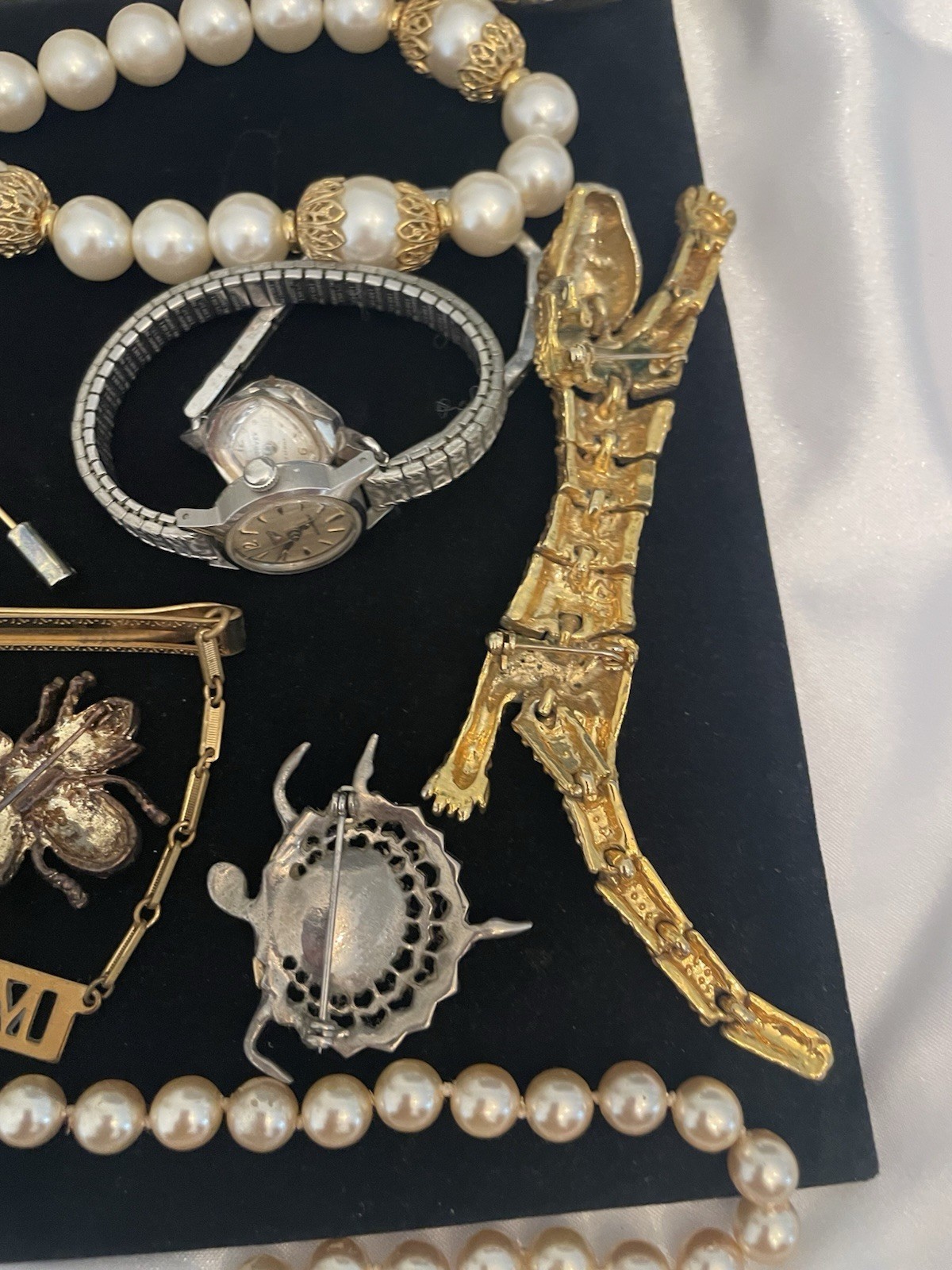 Junk Jewelry FOR CRAFTS WEAR PICS 1 & 2 Necklaces Watches Brooch Some SIGNED #3