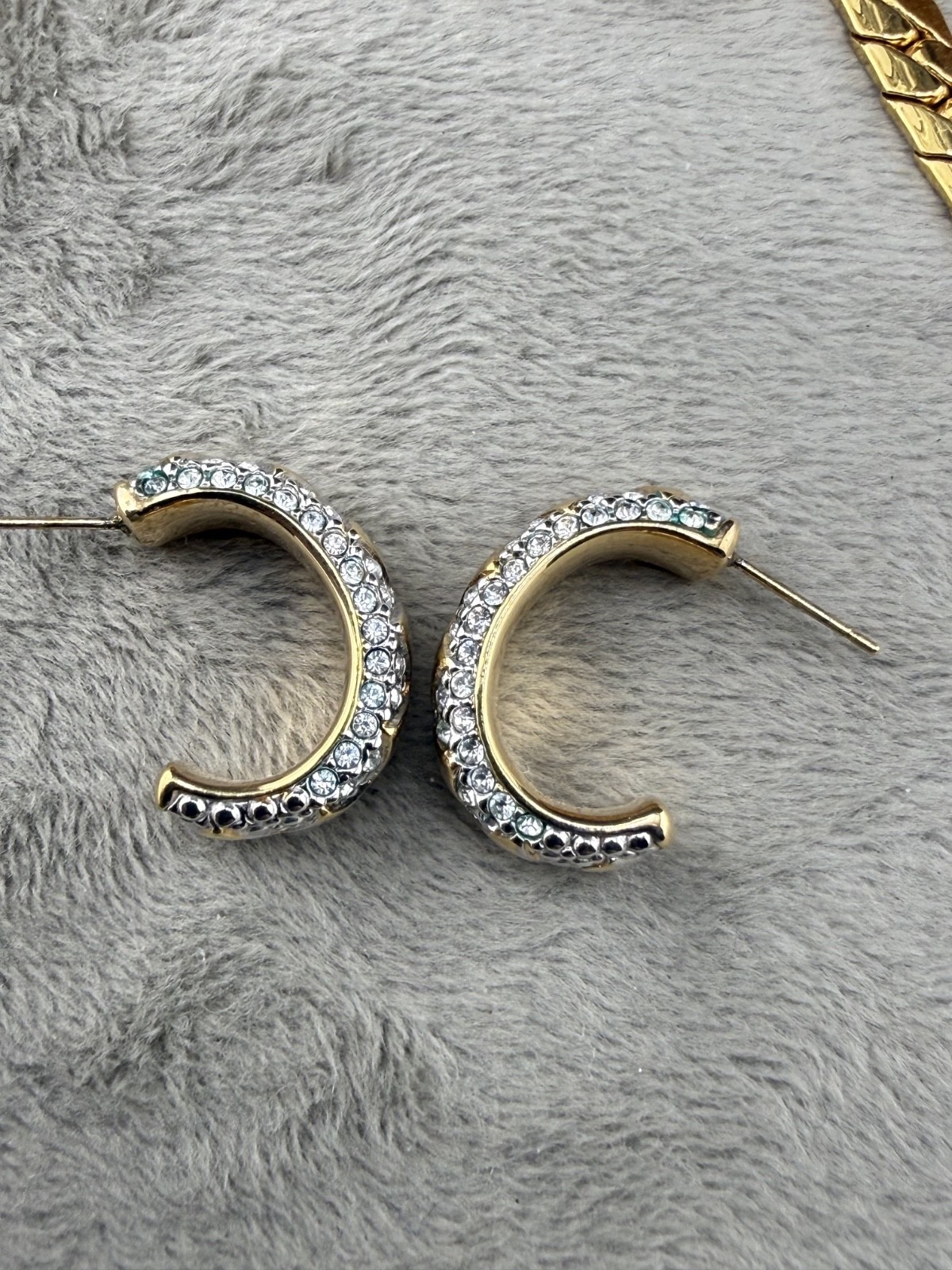 Vintage Swarovski Necklace Pierced Earrings Set Crystal DS.Co Rhinestone