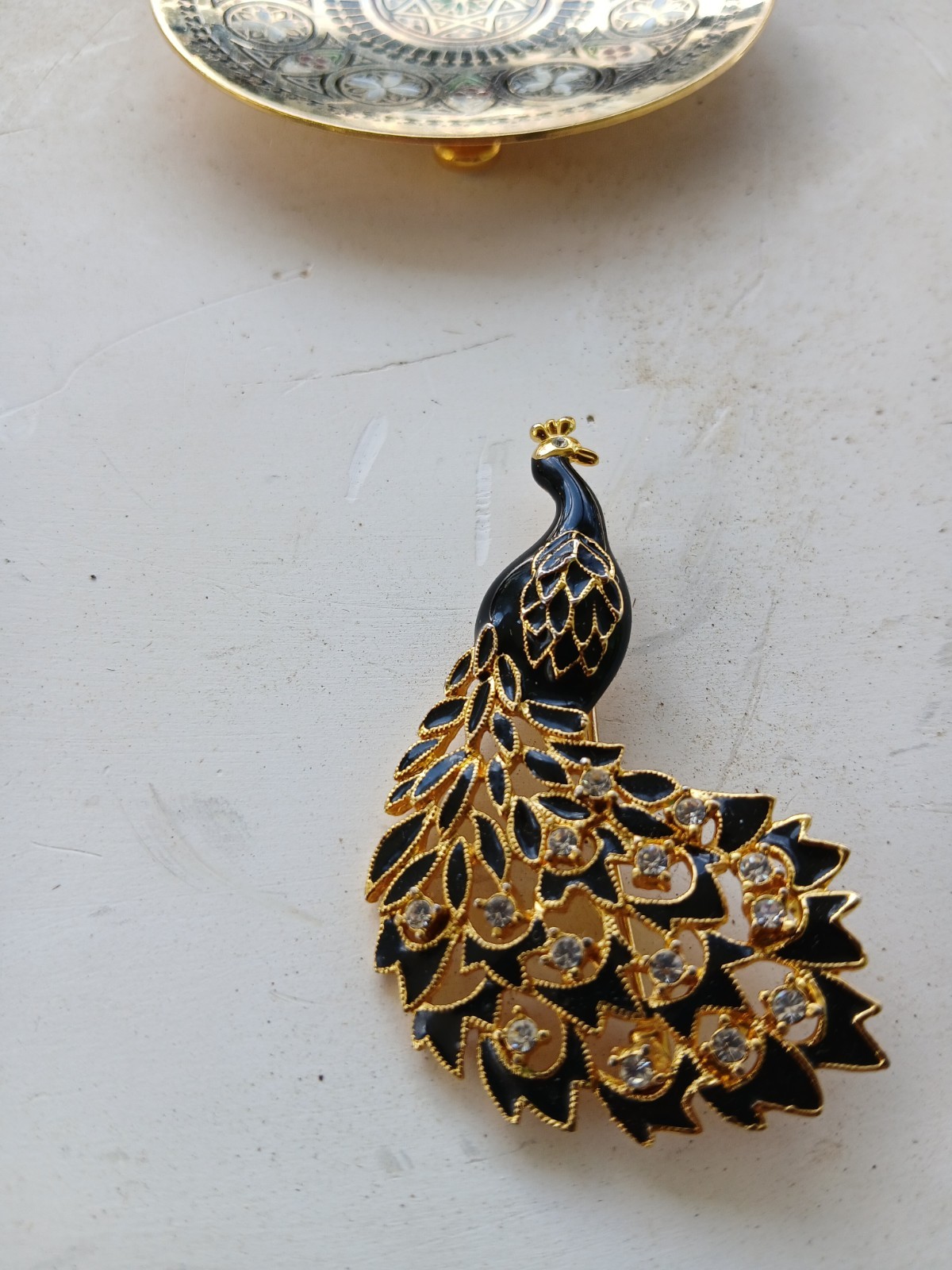 Vintage Gold Tone & Black Enamel Rhinestone Peacock Bird Pin Brooch