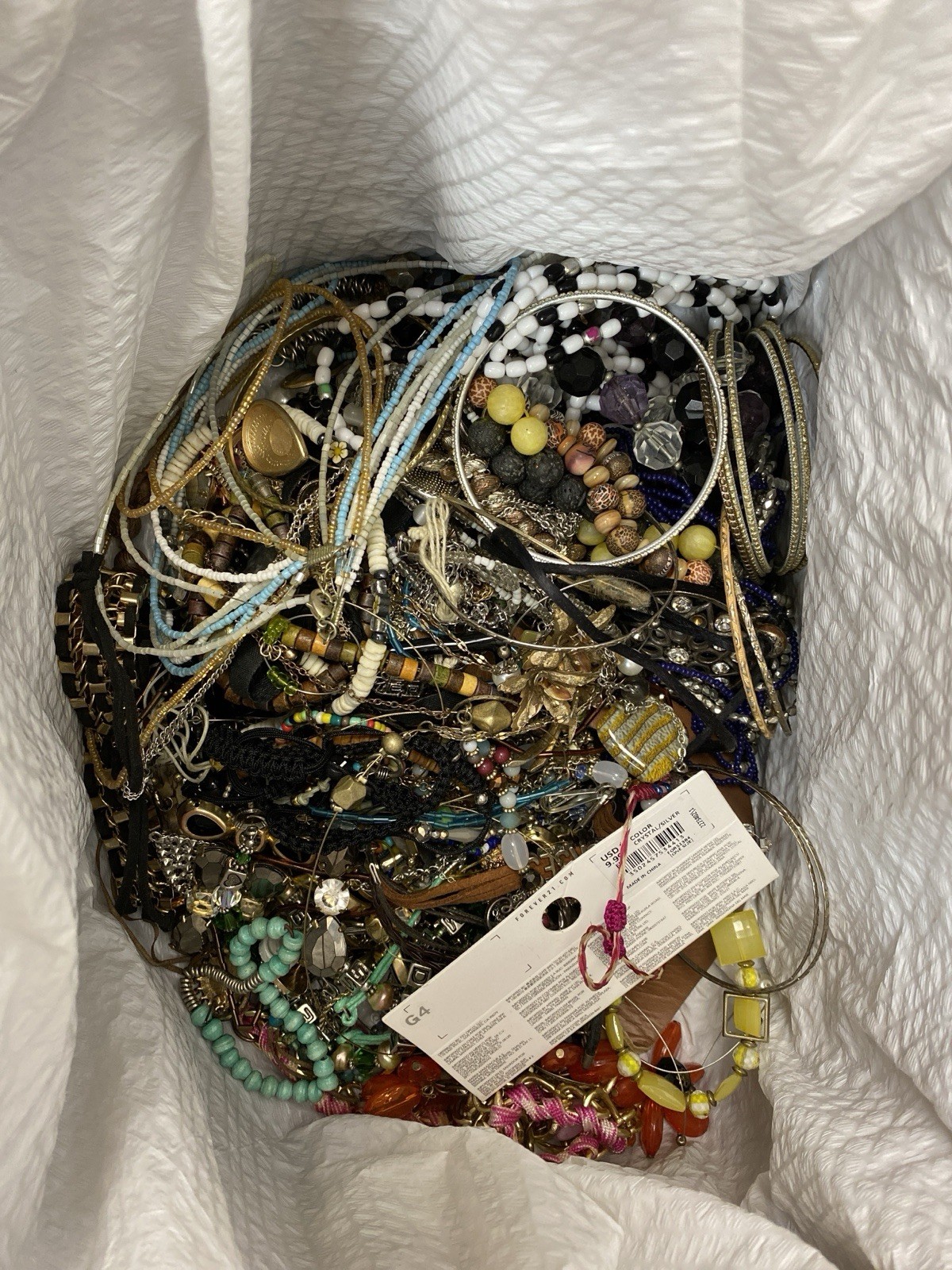 14+ Lb Lot Vintage-Now Costume Junk Jewelry Parts Scrap Beads Earrings Crafts