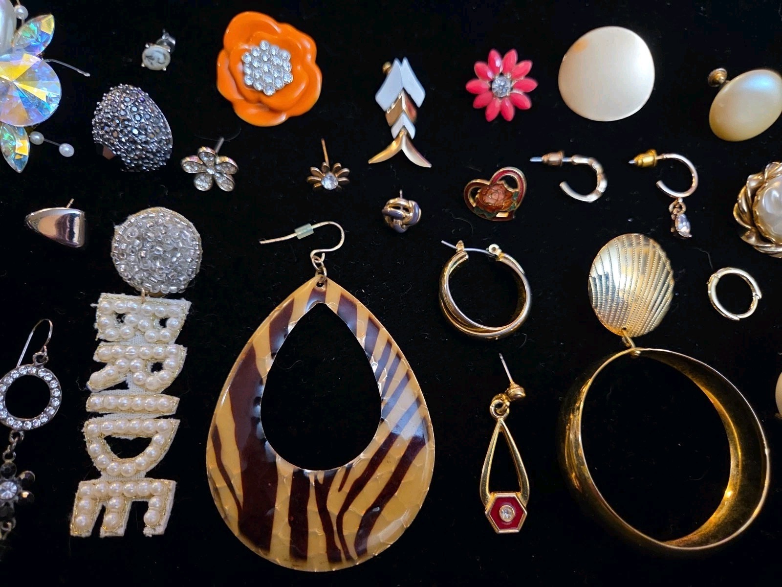 Lot Of Vintage Costume Jewelry Single Earrings Clip On Craft Some Signed