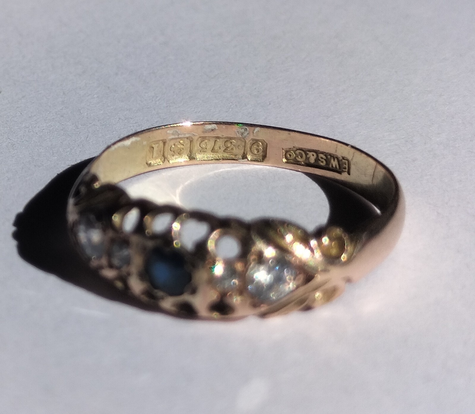 Antique 1910 Handmade Gold Ring w/ Blue Sapphire and 4x Zircons Q (18.19mm) 1.8g