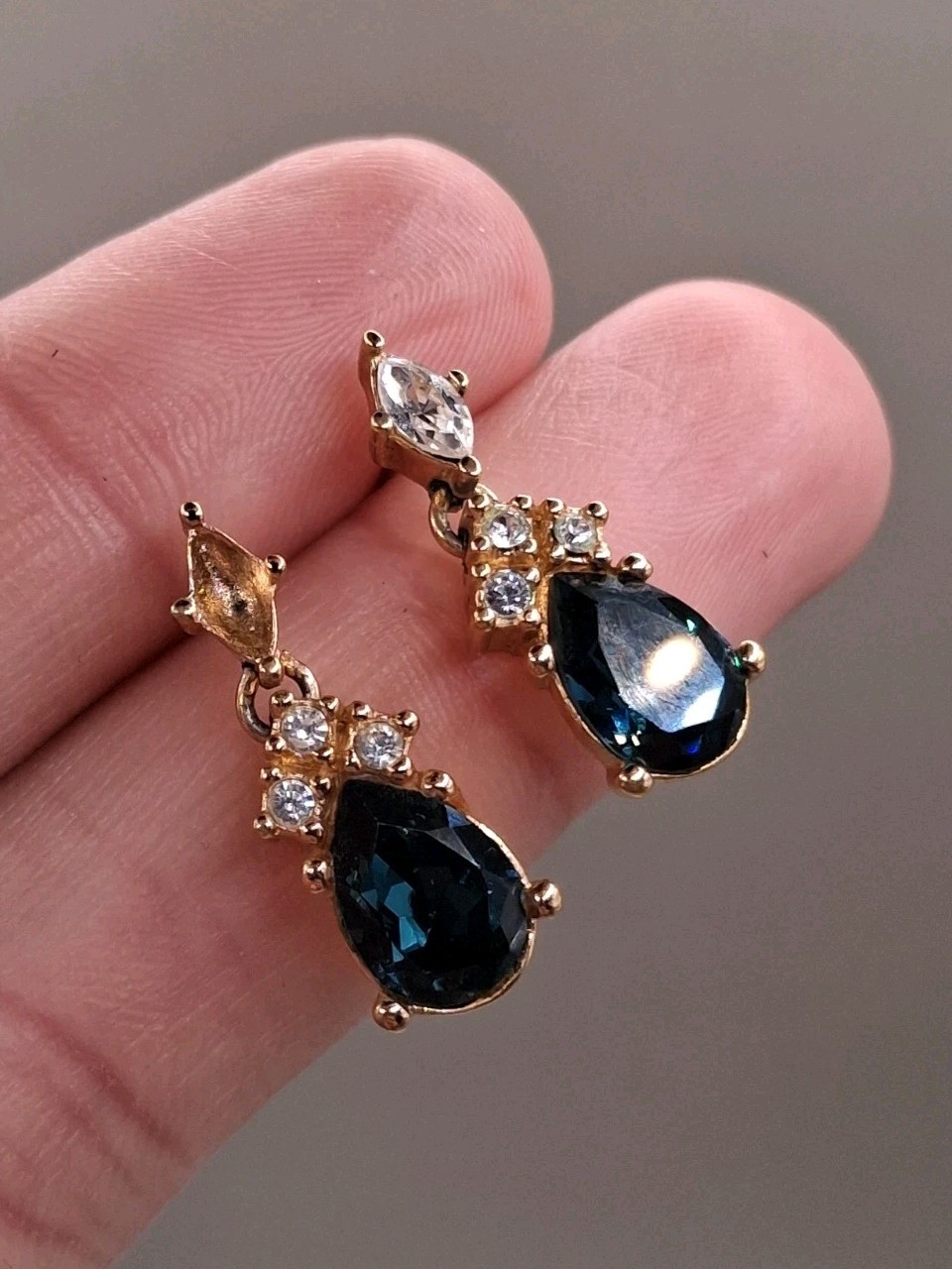 JEWELRY FOR REPAIR Christian Dior Crystal Earrings 14k Gold Post