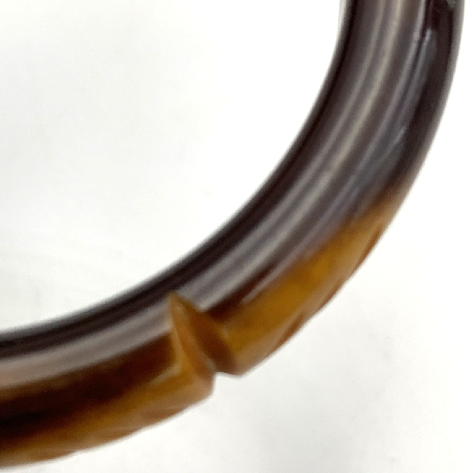 Carved BAKELITE Bangle Bracelet Vintage Brown Mottled Golden-Brown 32.2g