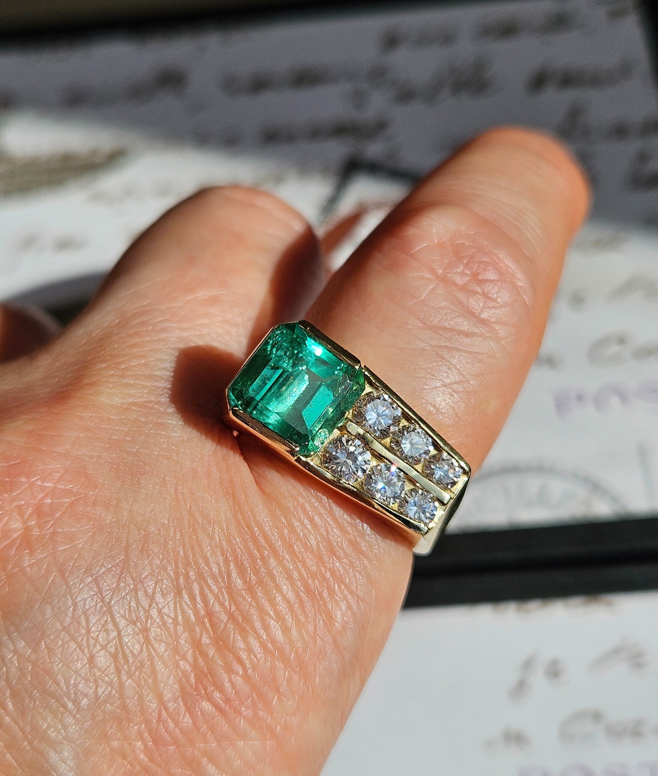 Vintage GIA 4.20ctw Natural Colombian Green Emerald Diamond 18K Yellow Gold Ring
