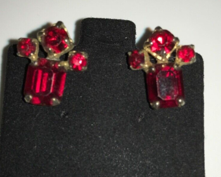 Vintage Gold Tone Rhinestone Clip Screw Back Earrings Lot of 4 Pair