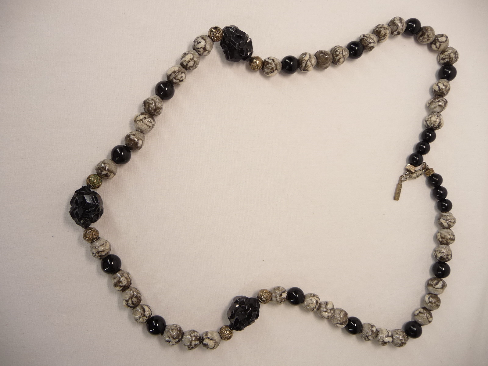 Vintage Pauline Rader Signed Black White and Gray Modernist Necklace USA Seller