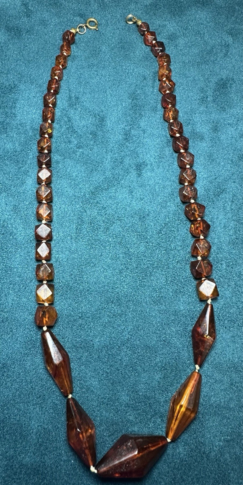 Amber Vintage Necklace 21 Grams