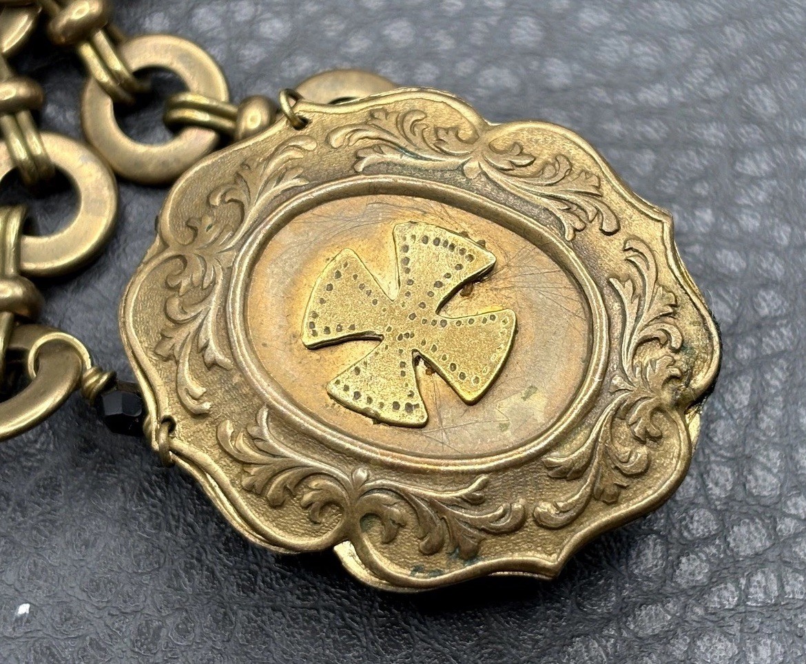 Vintage Heraldic Lion Cameo Chunky Victorian Revival Pendant Chain Necklace 19”
