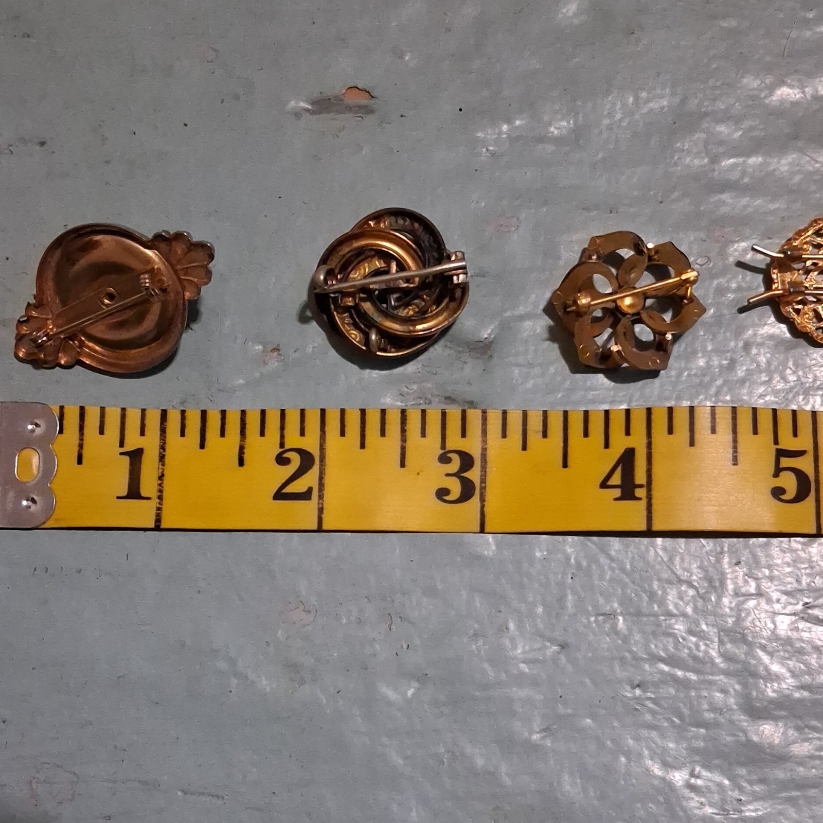 Vintage Mixed Lot Pins & Brooches Gold/Blue Tone Metal Fashion Unisex Adults 6pc