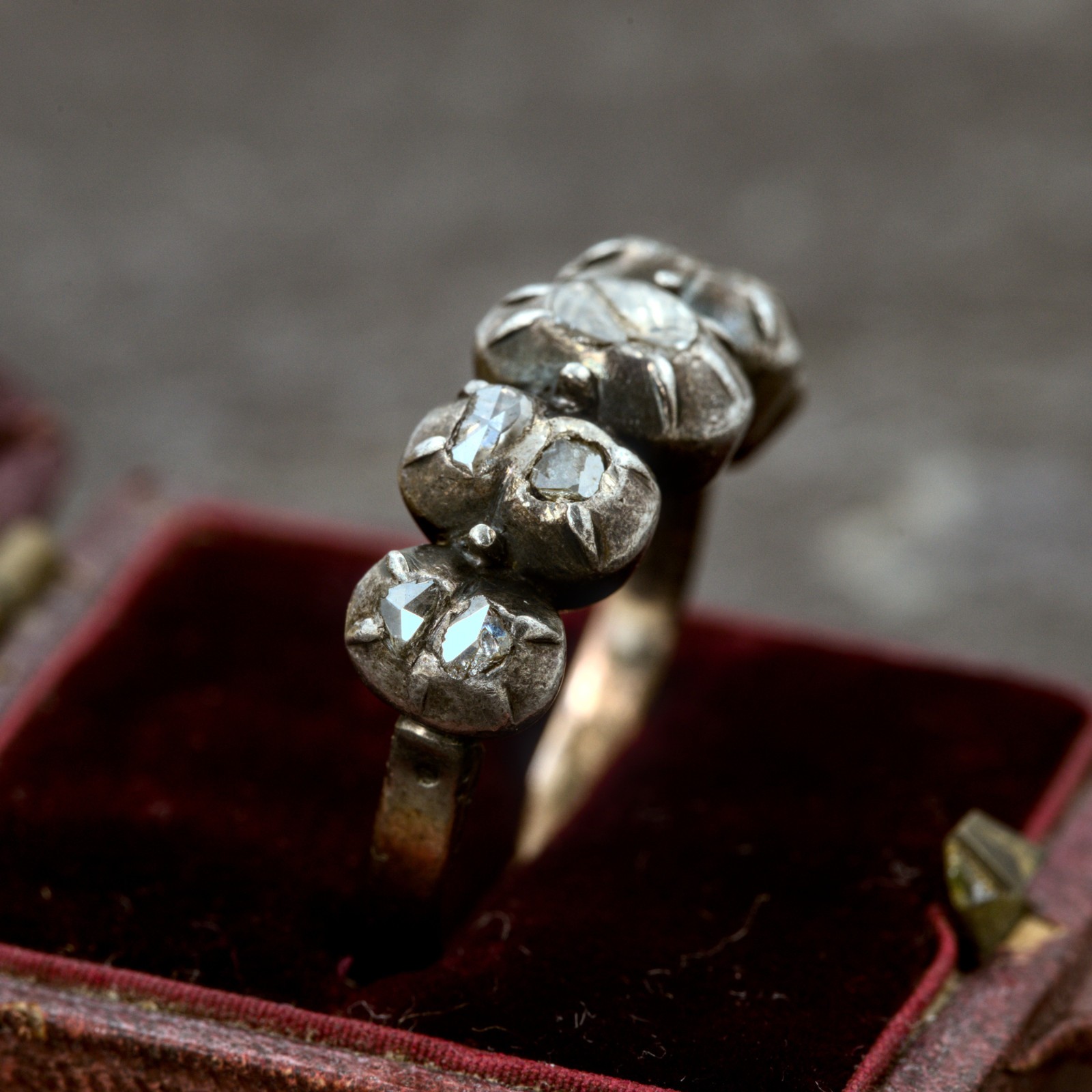 RARE ANTIQUE GEORGIAN PERIOD 14K GOLD SILVER ROSE CUT DIAMOND RING c1790