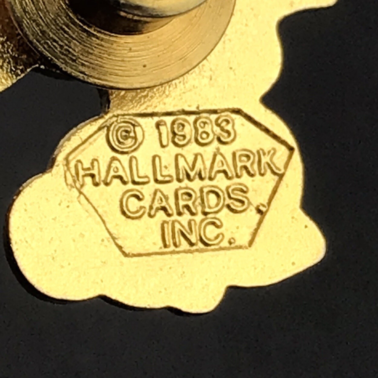 Hallmark Vintage 1983 Easter Enamel Pin White Rabbit Blue Flower Charm