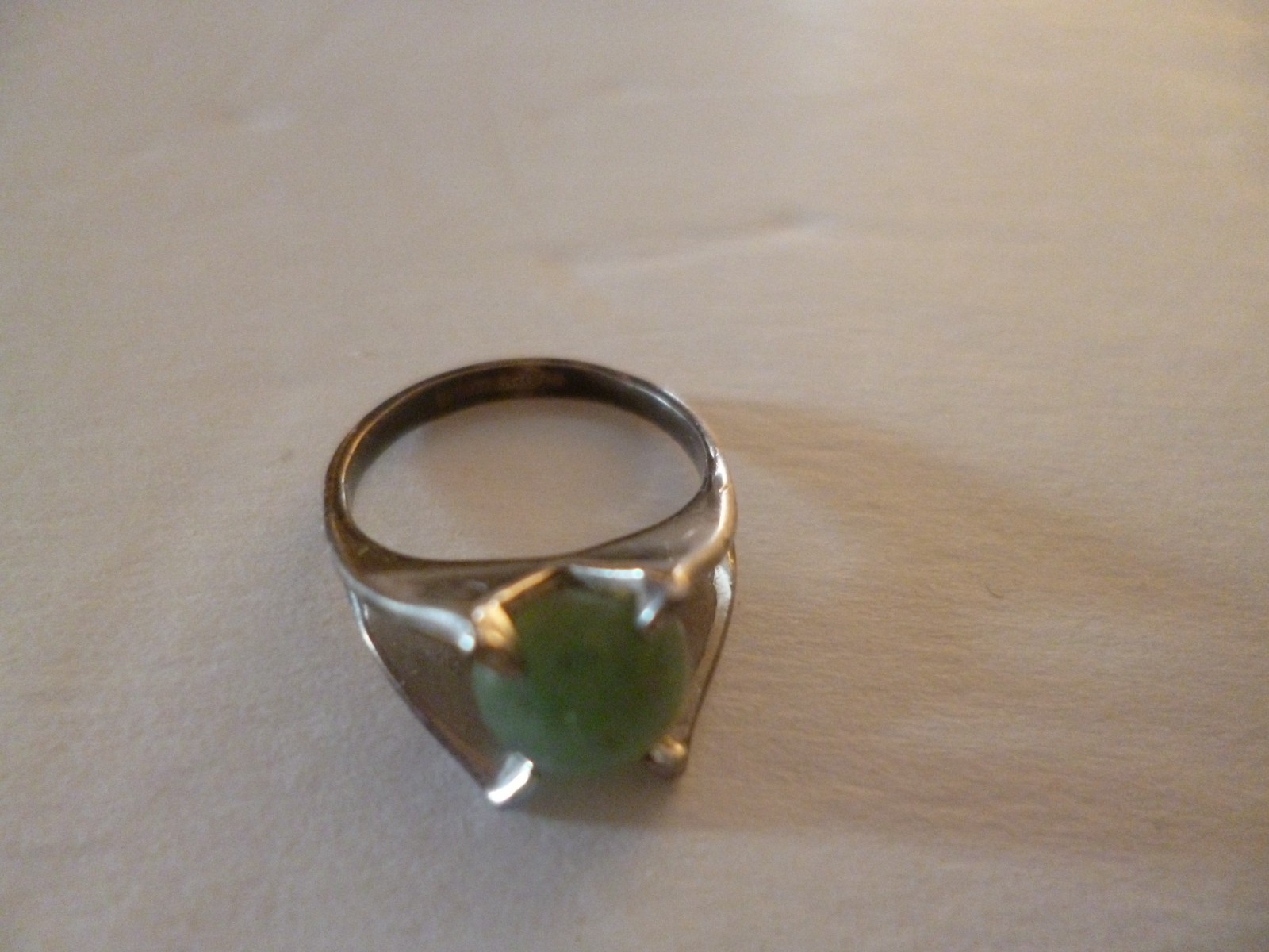 Vintage Sterling Ring With Jade Stone Size 4.25-4.5