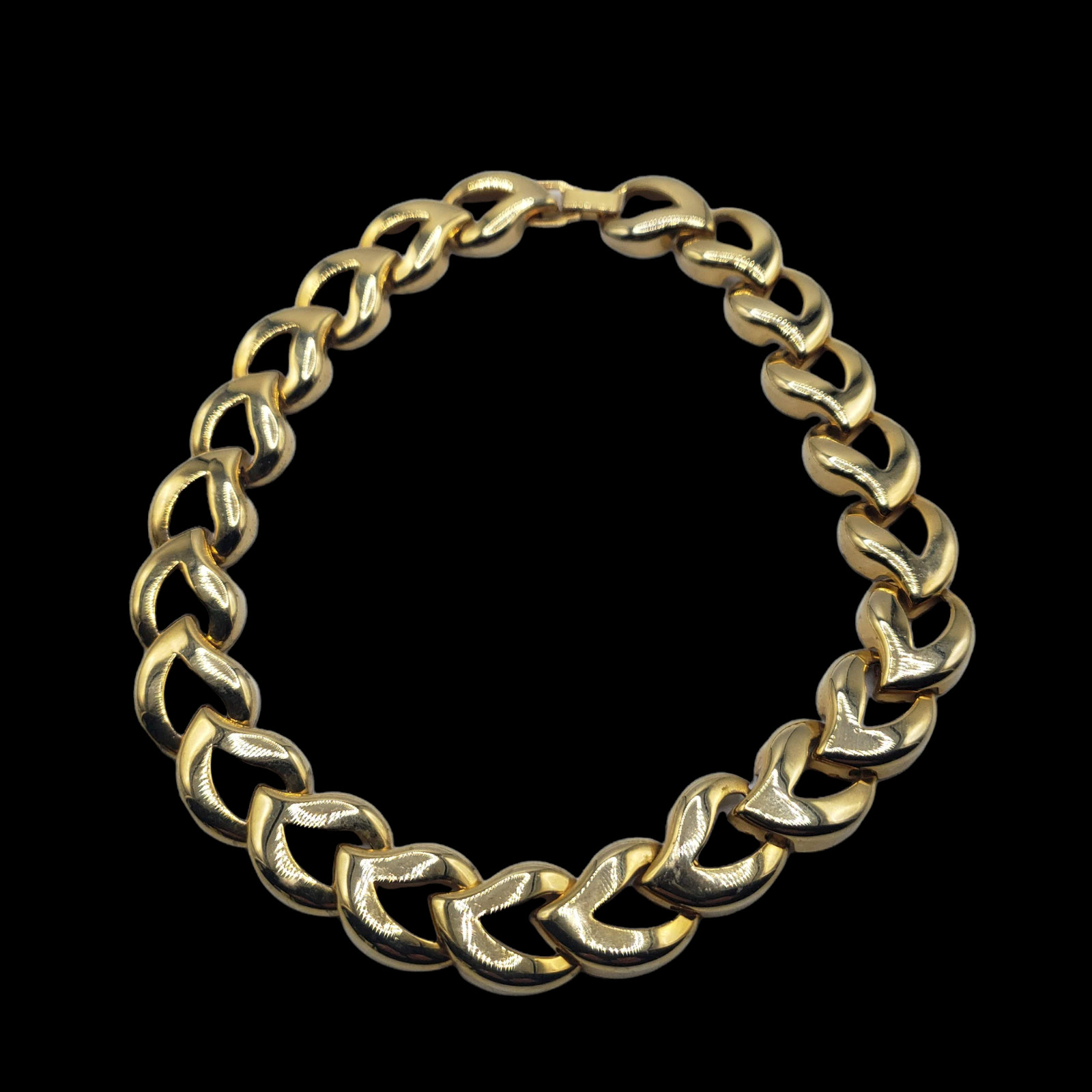 STATEMENT Chunky Chain Link Necklace Collar Length Gold Tone Retro Heart Leaf