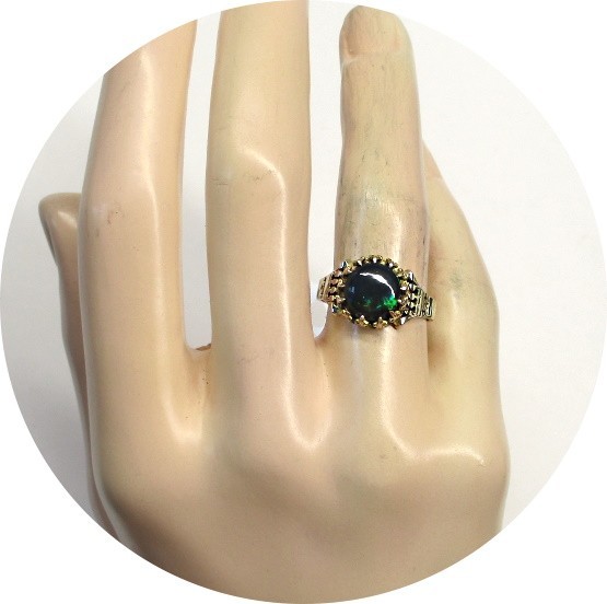 Gorgeous BLACK OPAL – Natural Multi Color – 14k c1940s Vintage Yellow Gold Mtg