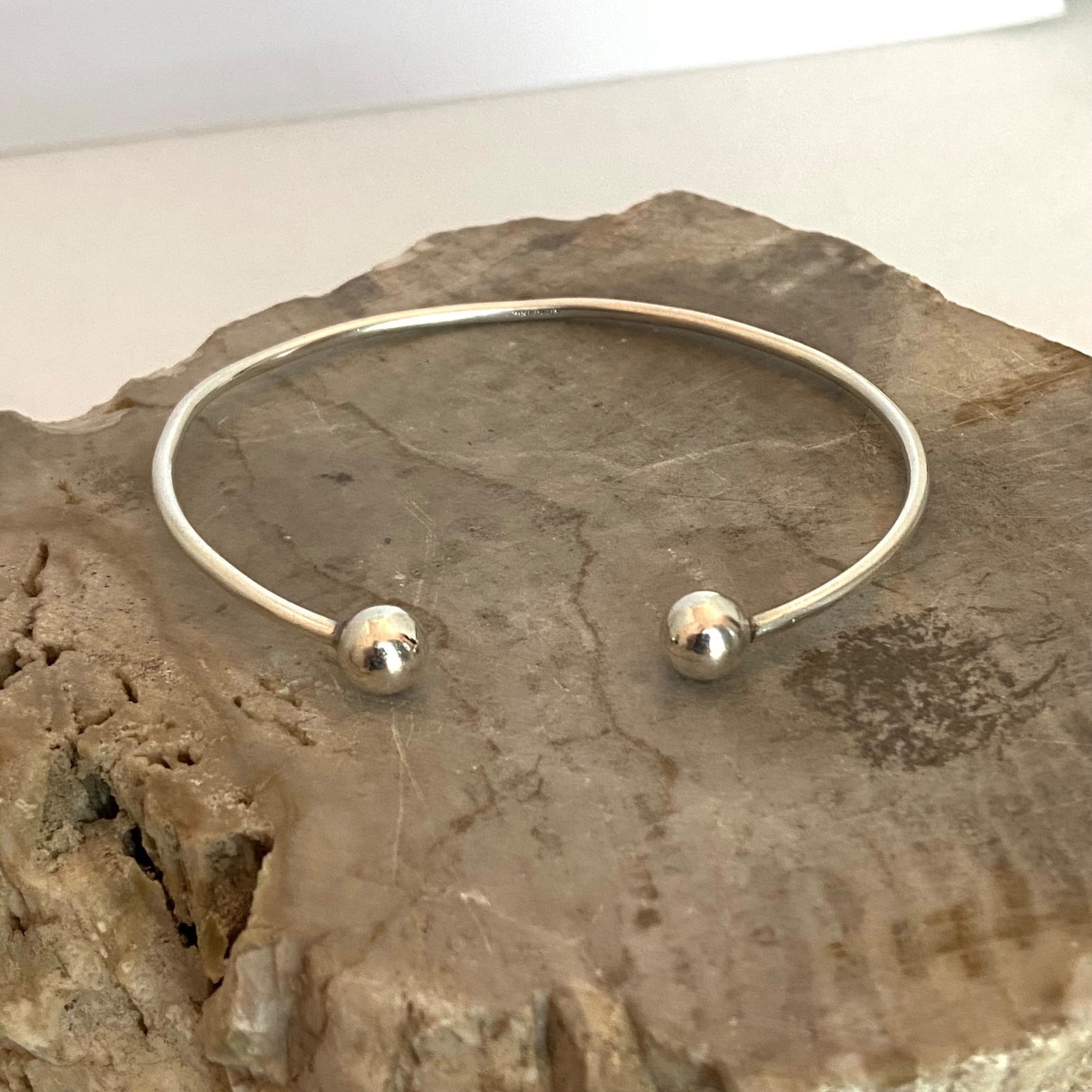 Vintage Sterling Silver 925 7MM Bead Ball Oval Cuff Bracelet Sz 7″