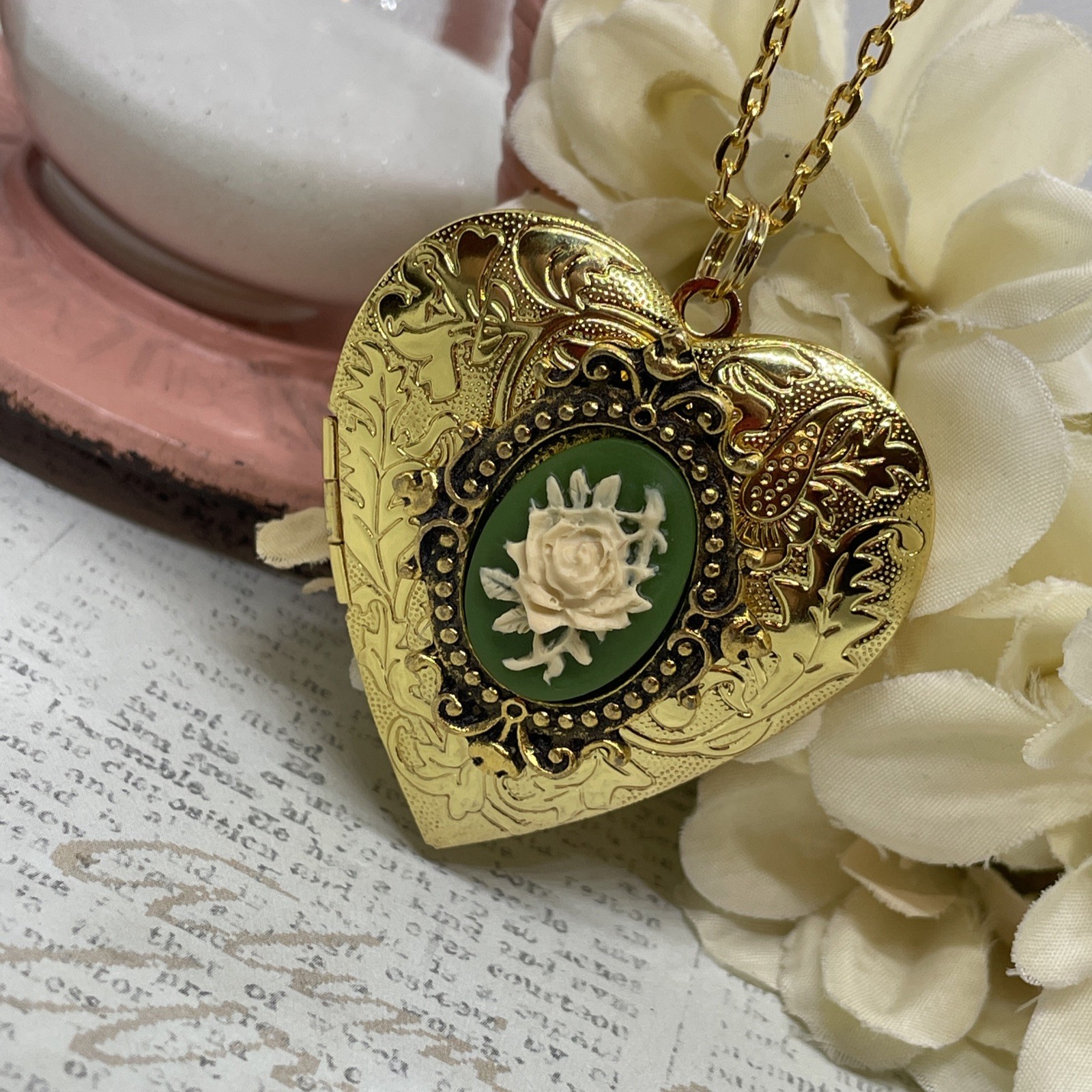Gold Heart Locket Photo Birthday Anniversary Wedding Green Rose Cameo Necklace