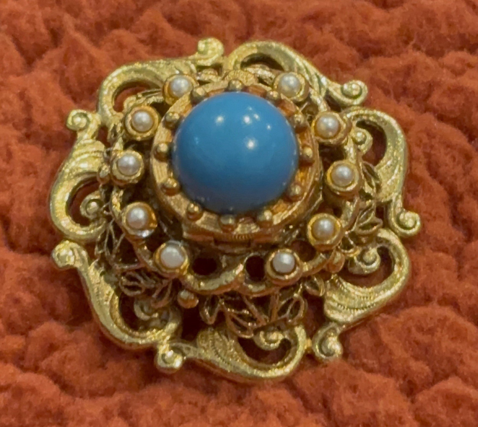 Florenza Brooch Pin Vintage Gold Tone Gorgeous