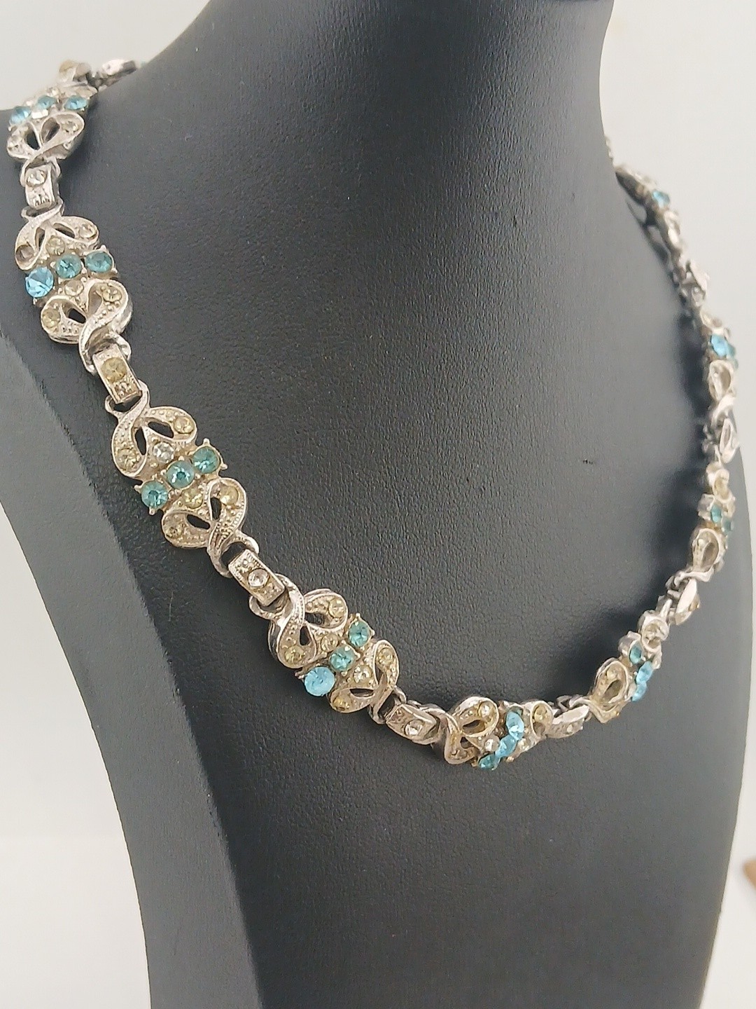 ART DECO REVIVAL Rhodium Plated Panels Clear & Aqua Blue Stones Choker Necklace