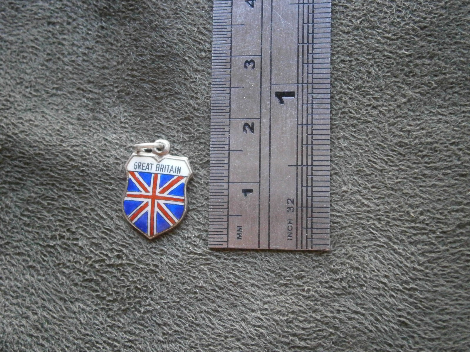 Great Britain Flag Vintage REU 800 Silver Enamel Travel Bracelet Charm Shield